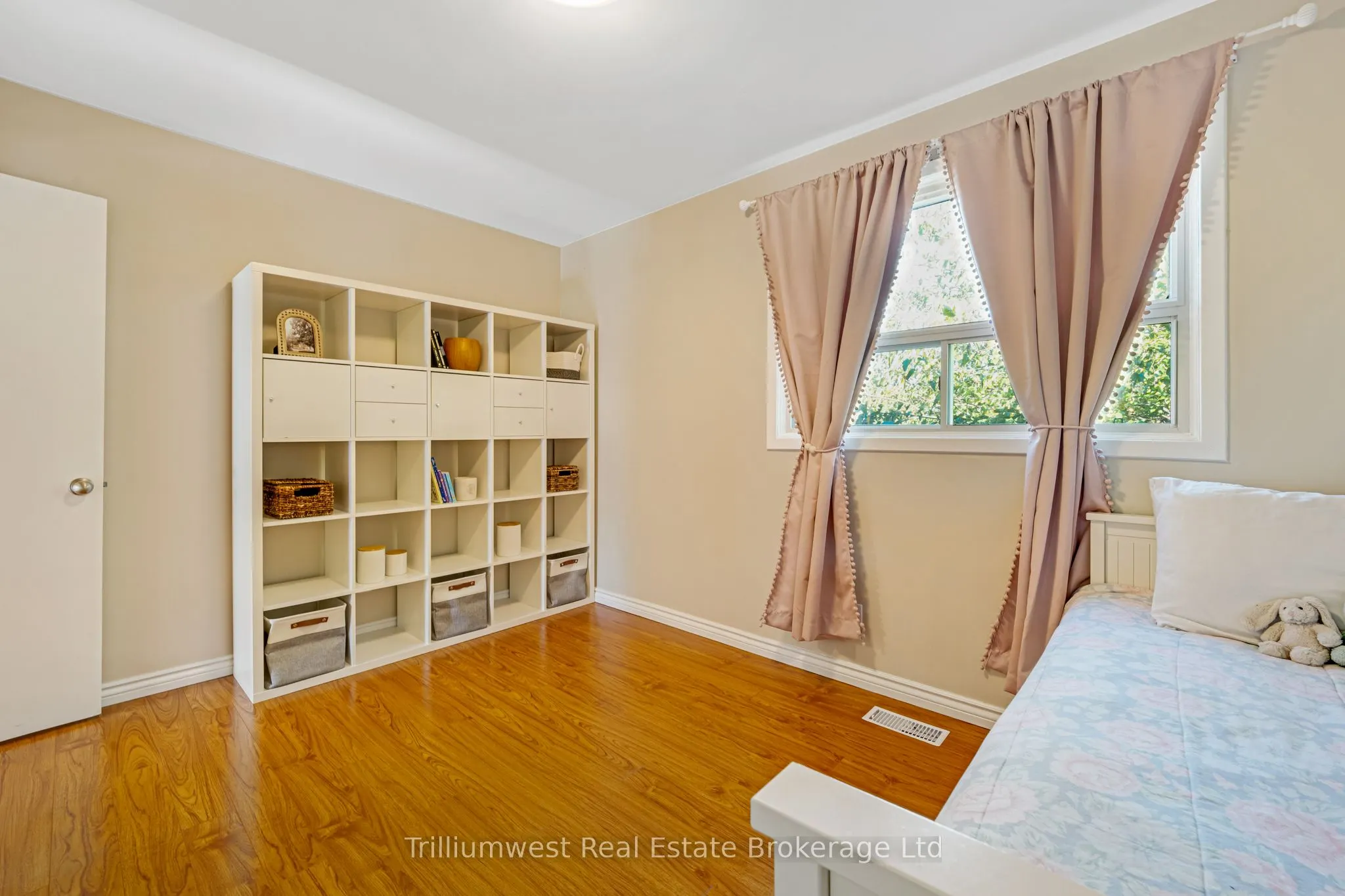 130 Dalegrove Drive