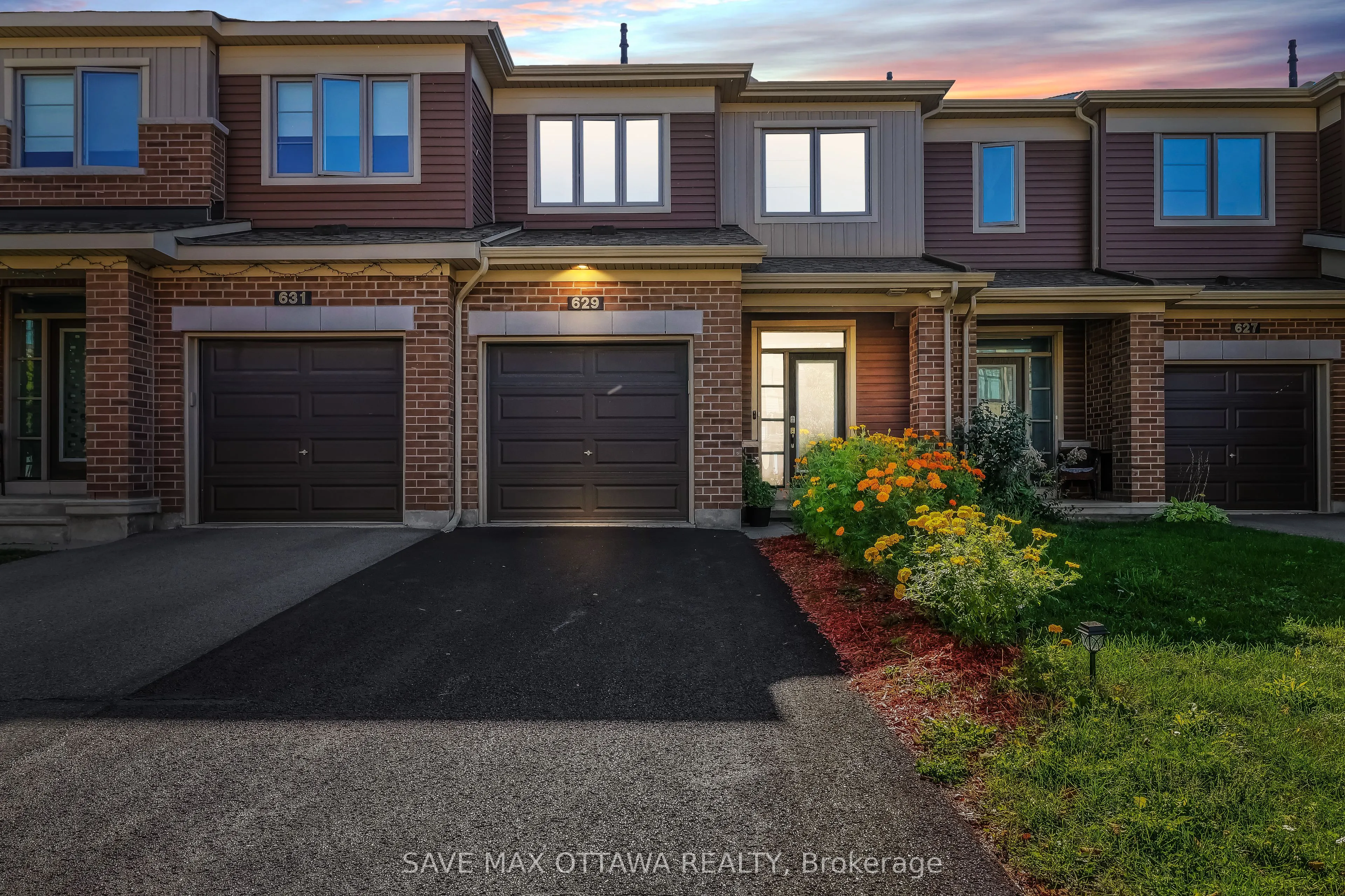 629 Lauraleaf Crescent