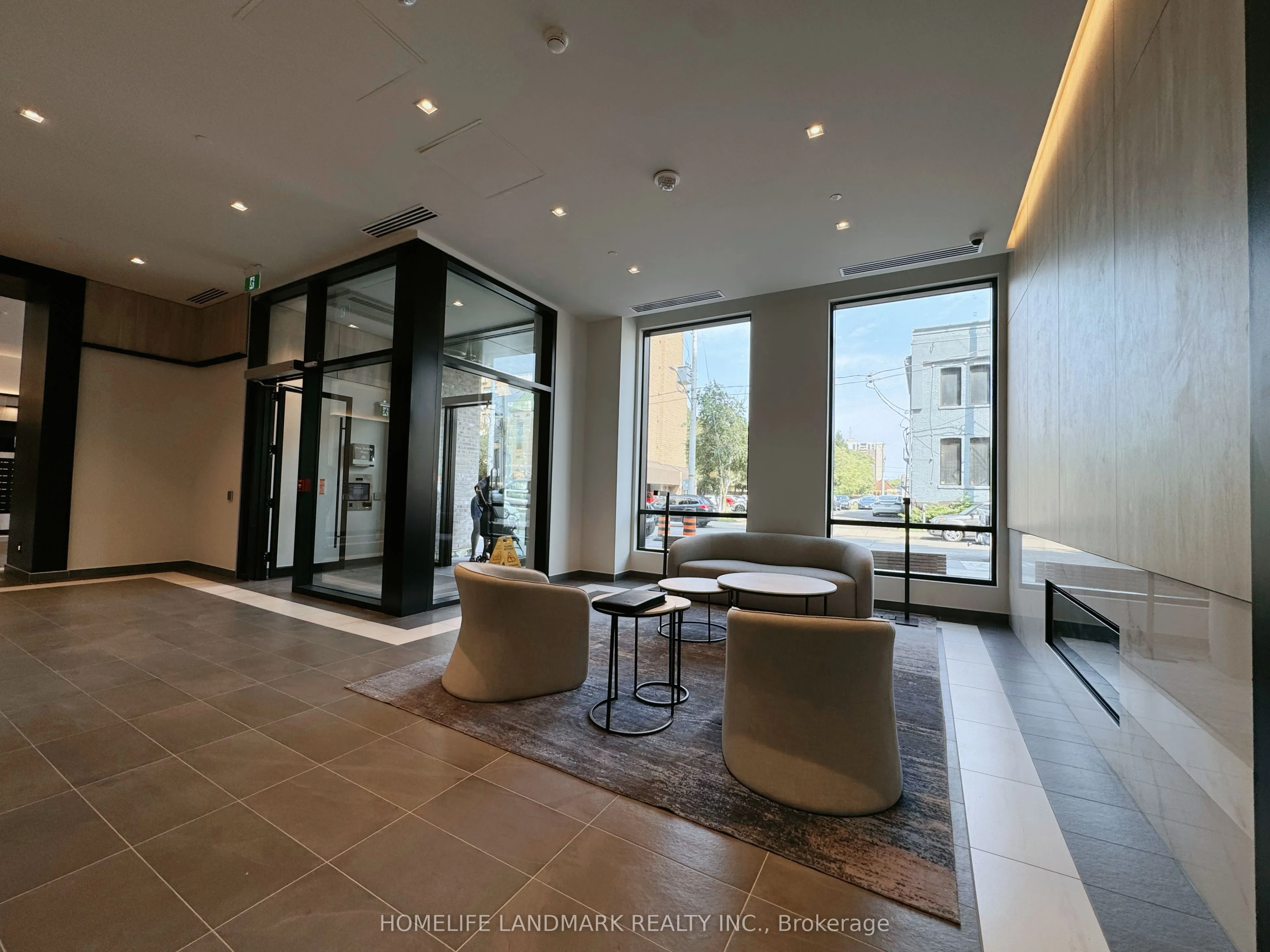 1 Jarvis Street, #909