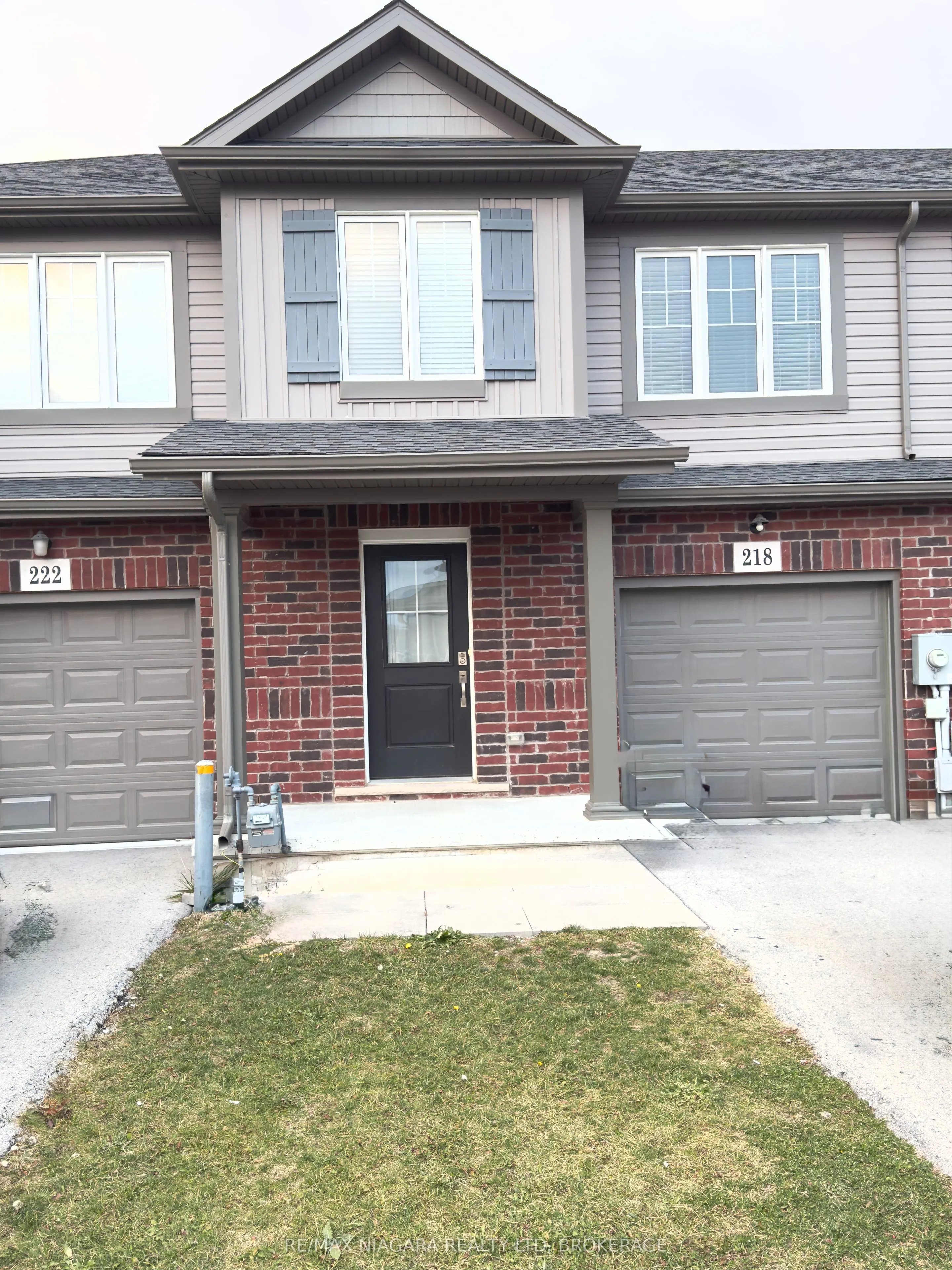 218 Heron Street