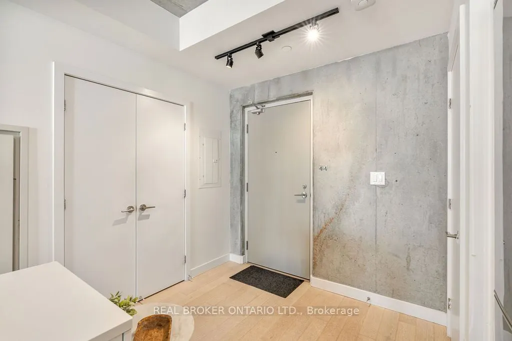 224 Lyon Street N, #1111