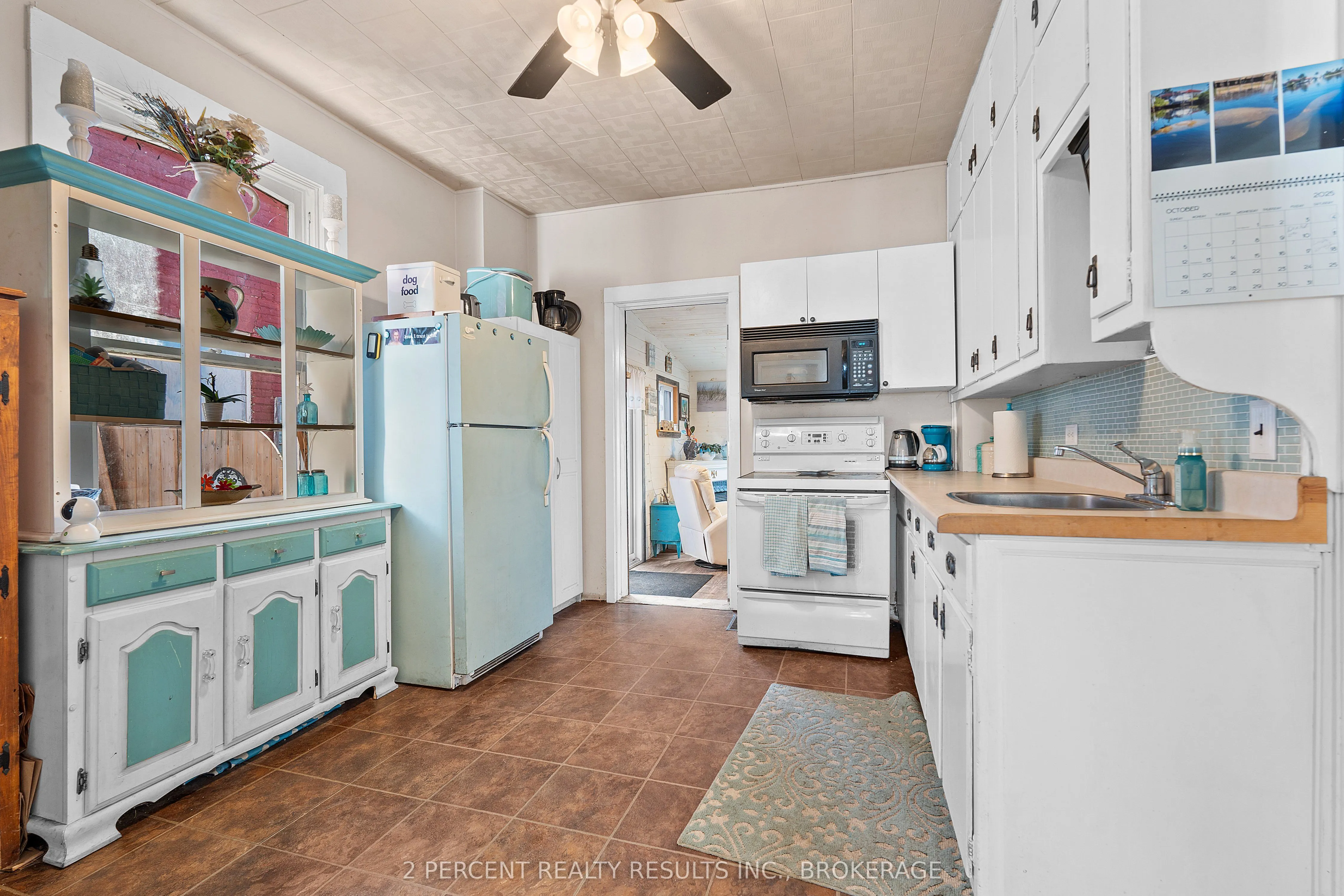 145 Pearl Street W