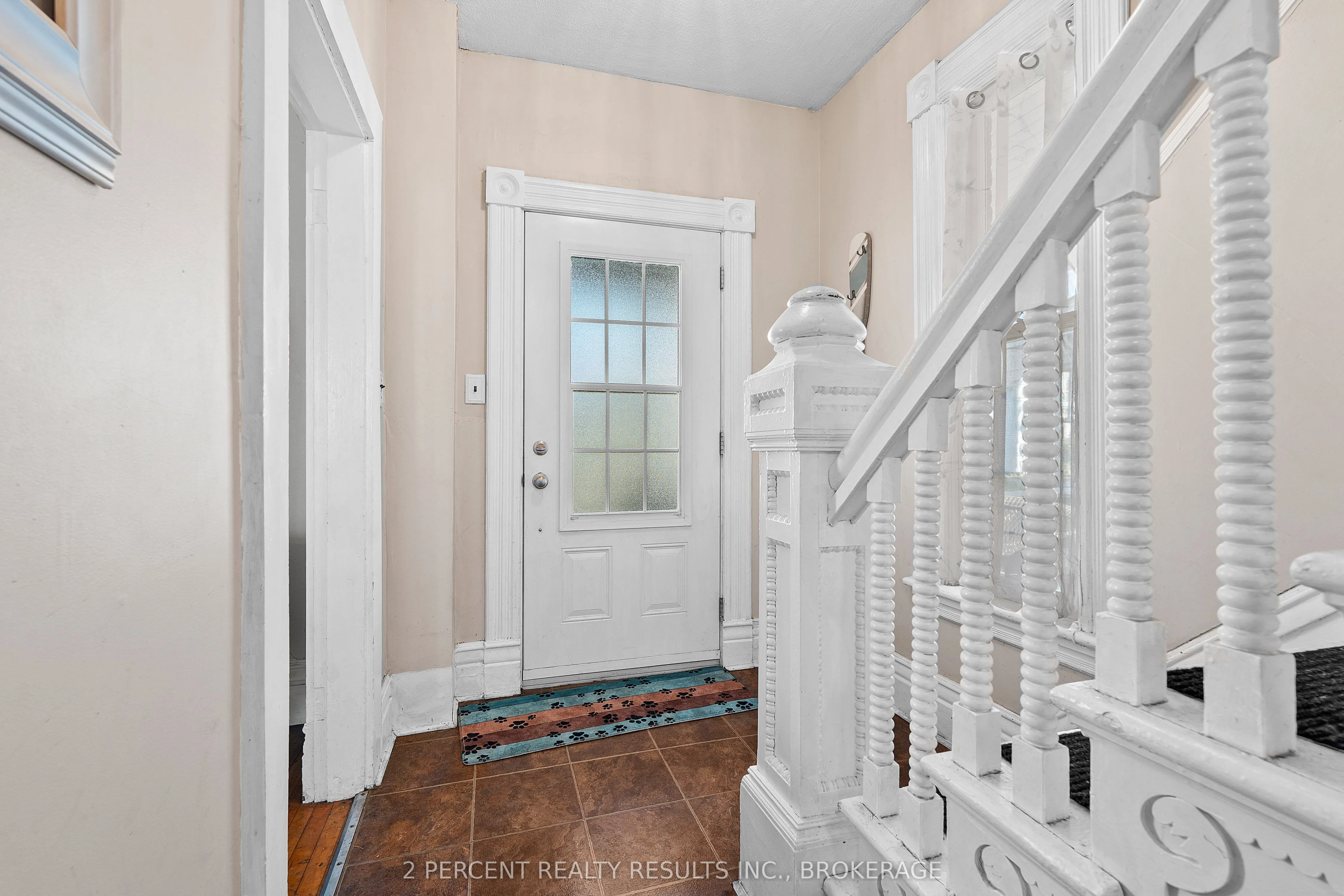 145 Pearl Street W