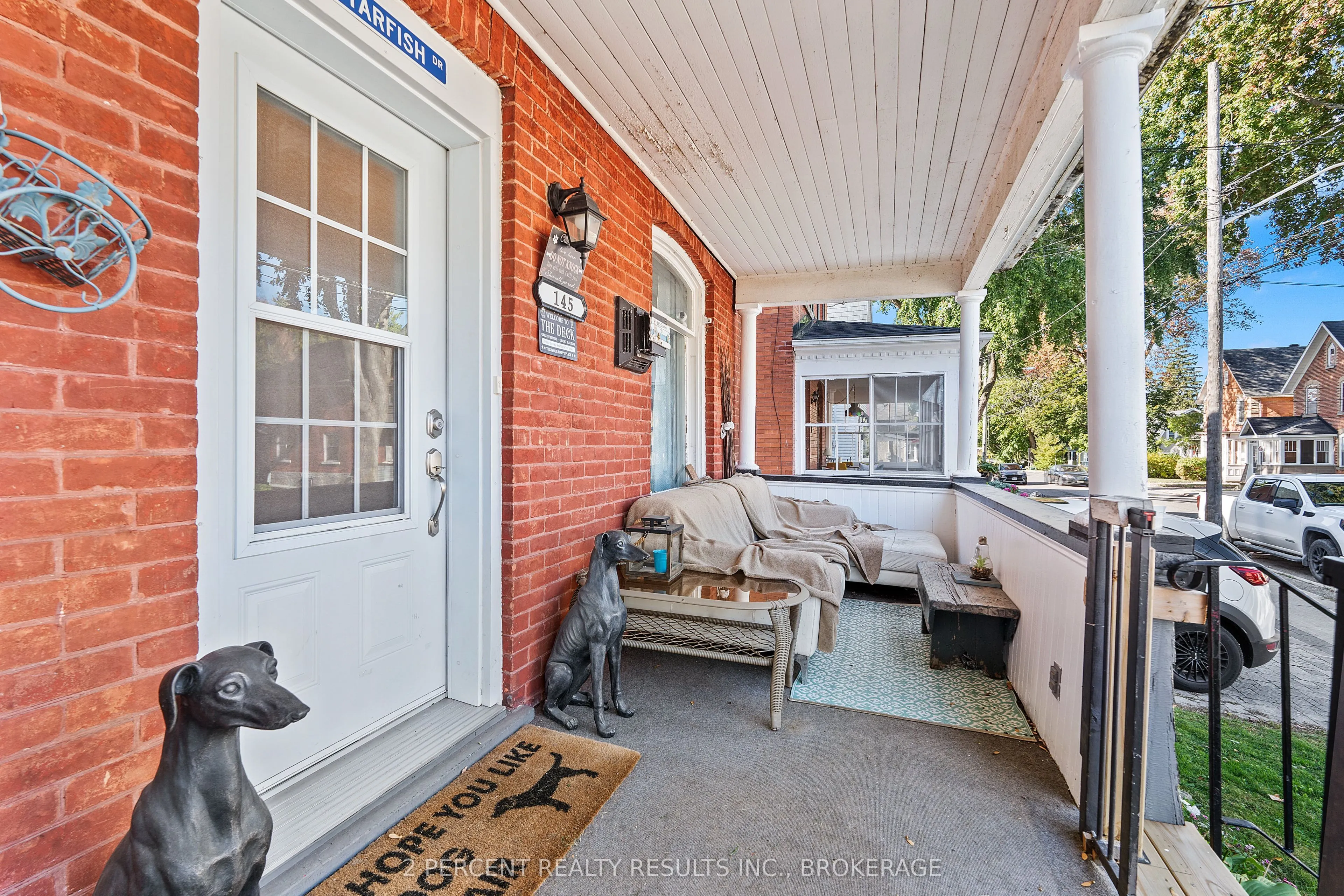 145 Pearl Street W