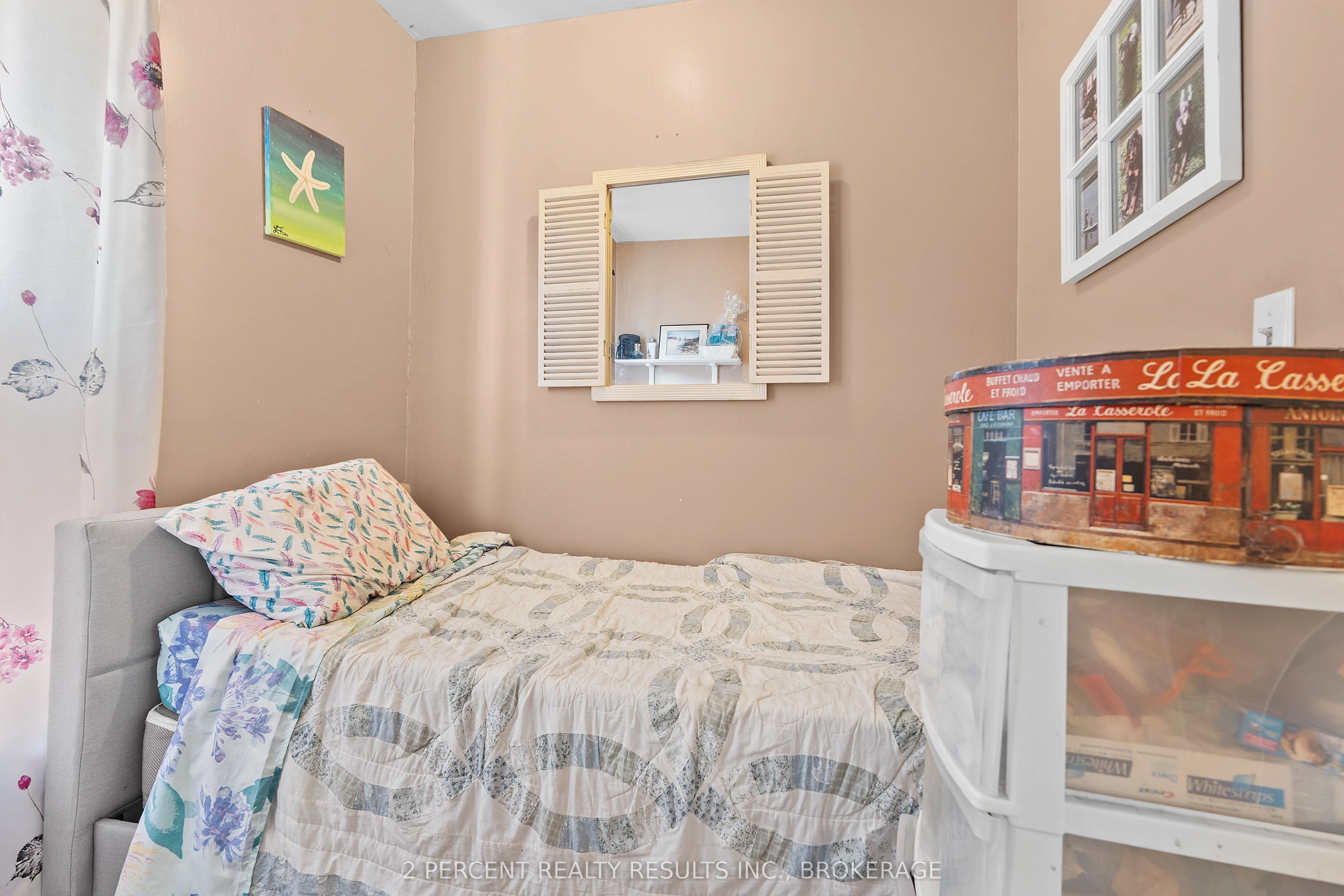 145 Pearl Street W