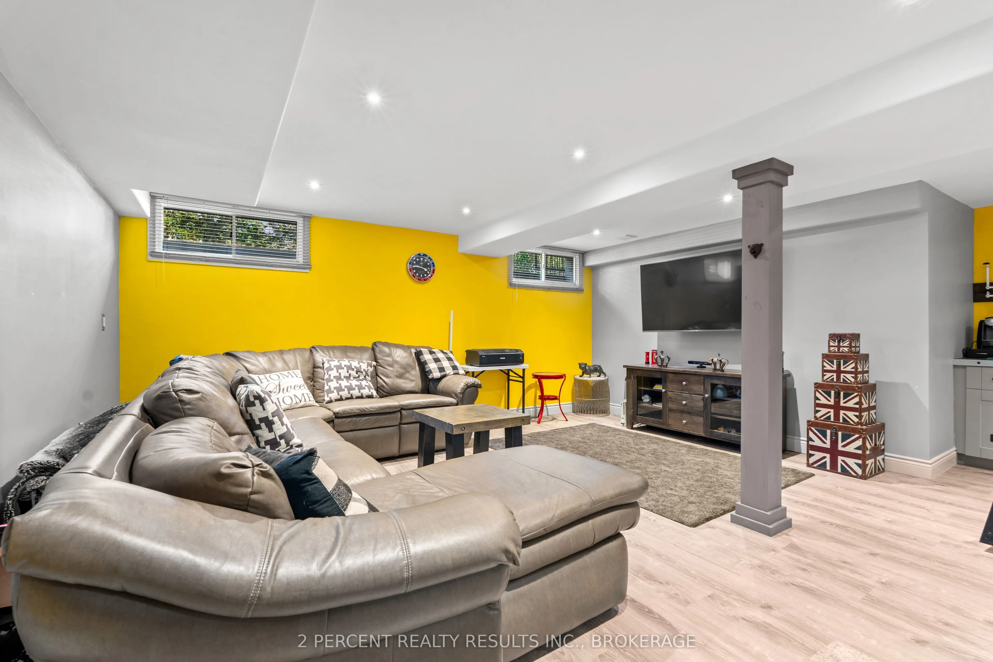 1405 Fisher Crescent