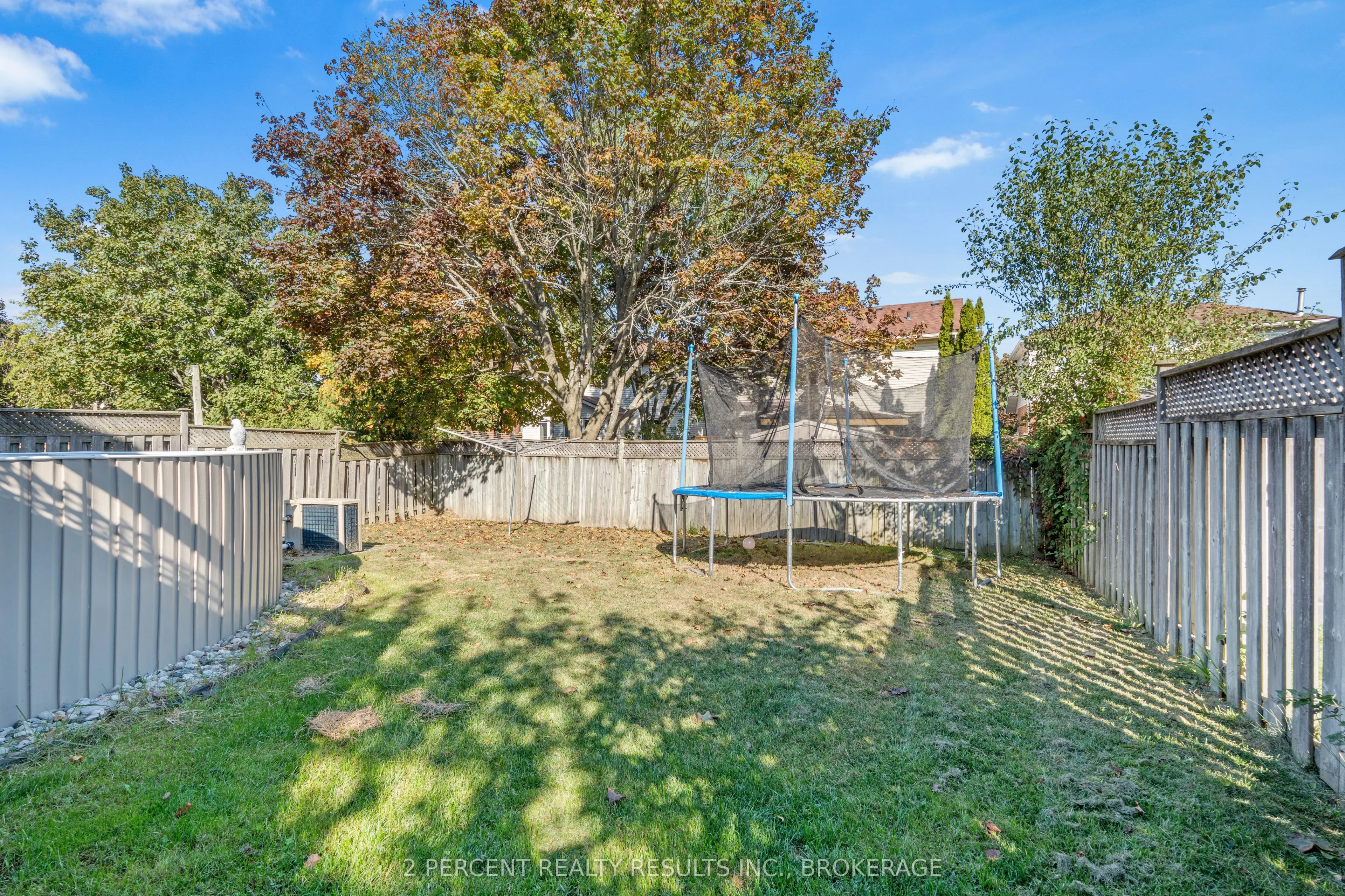 1405 Fisher Crescent