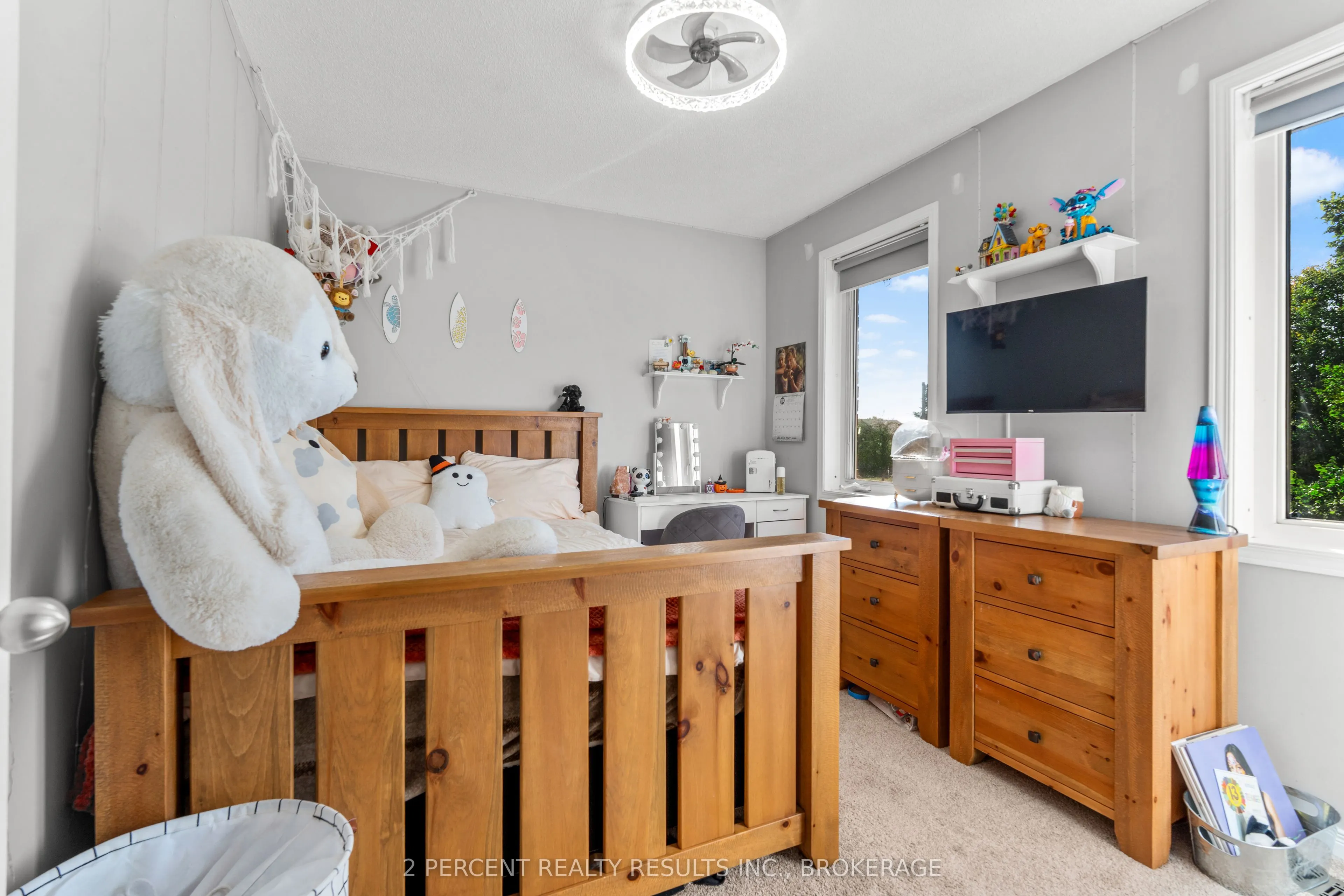 1405 Fisher Crescent