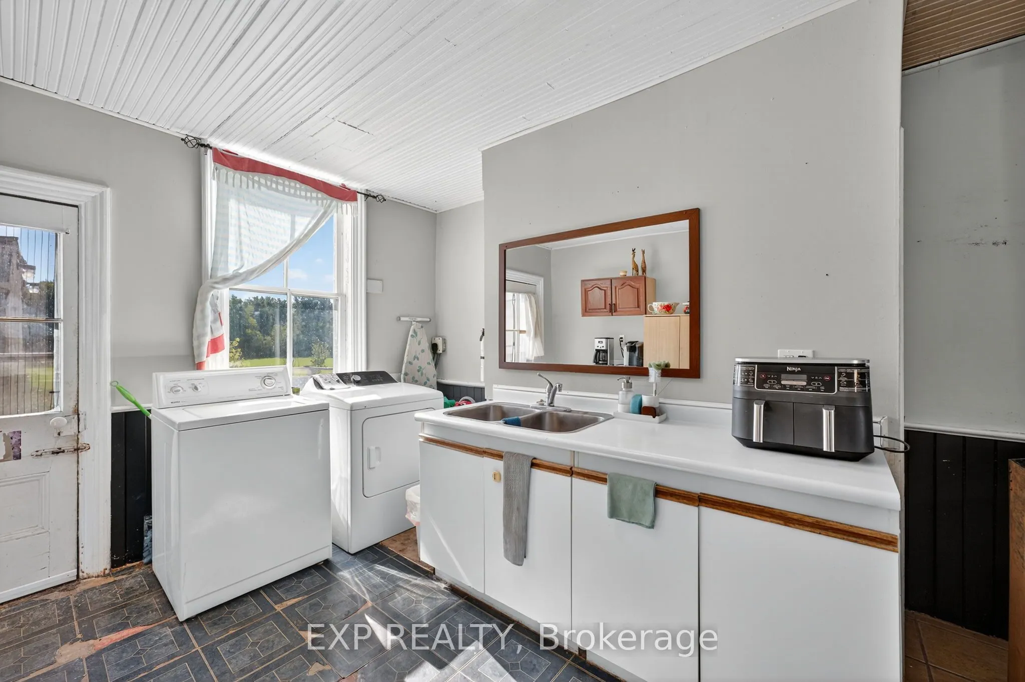 148 Spencer Road