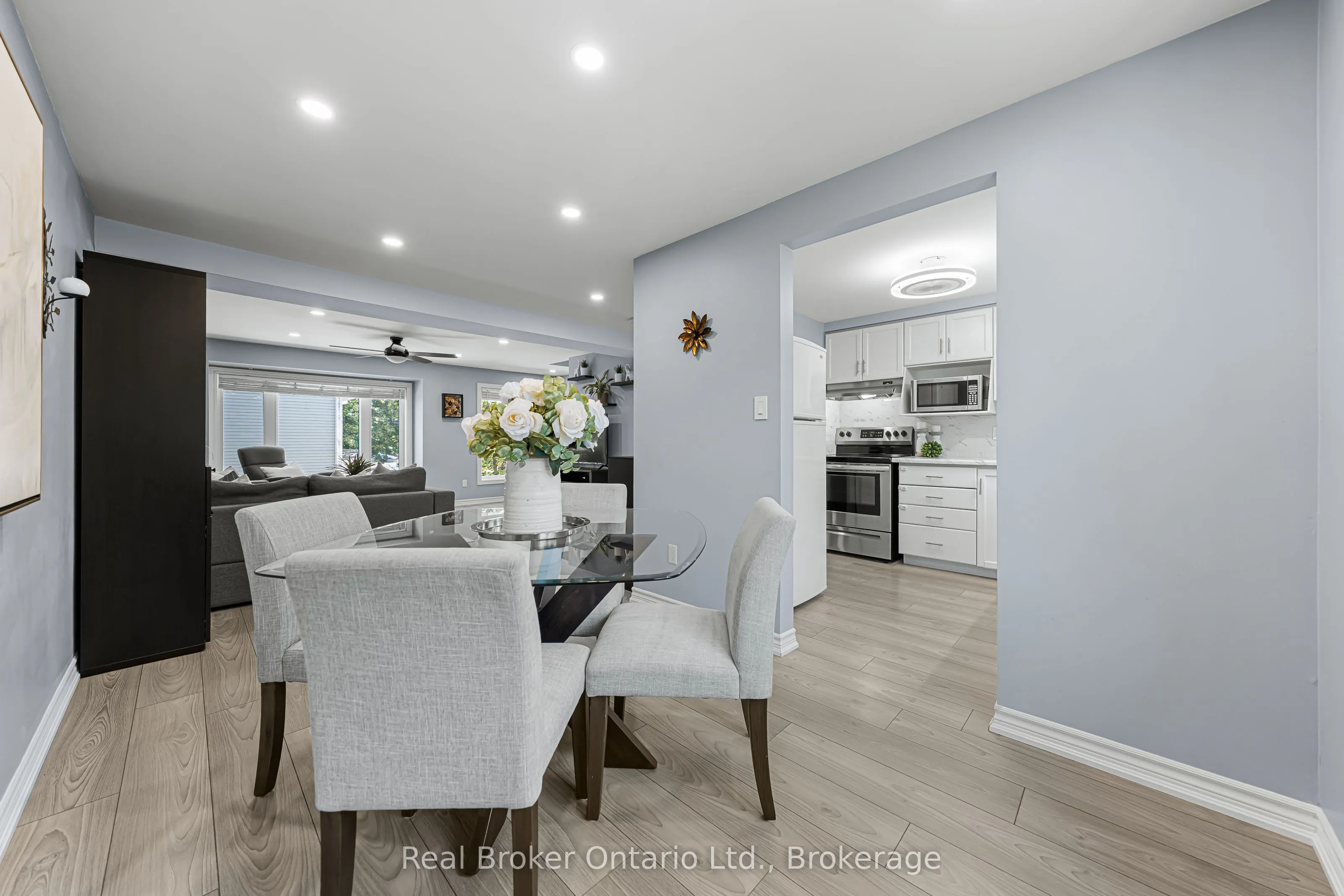 320 Alma Street, #10
