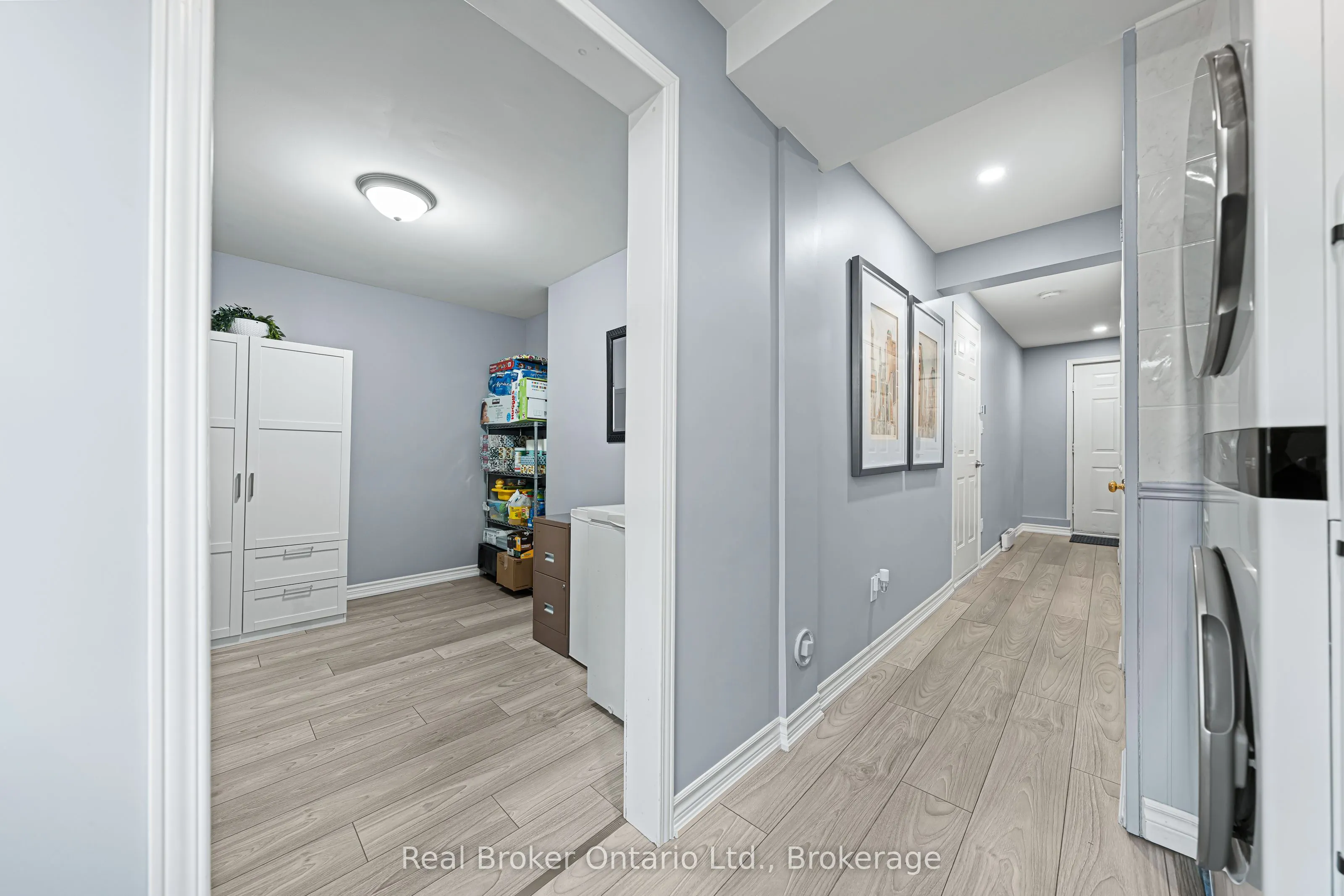 320 Alma Street, #10