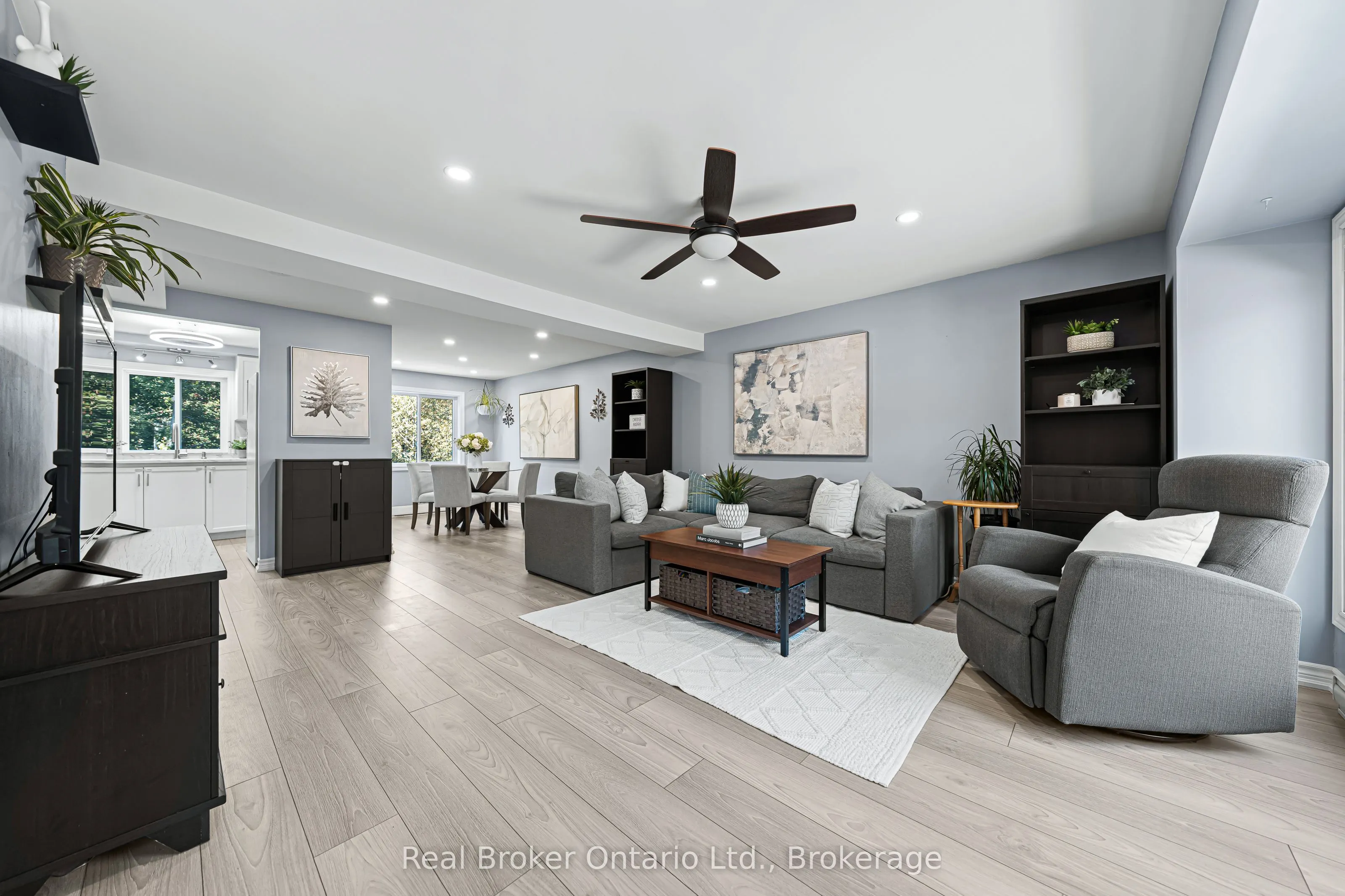 320 Alma Street, #10