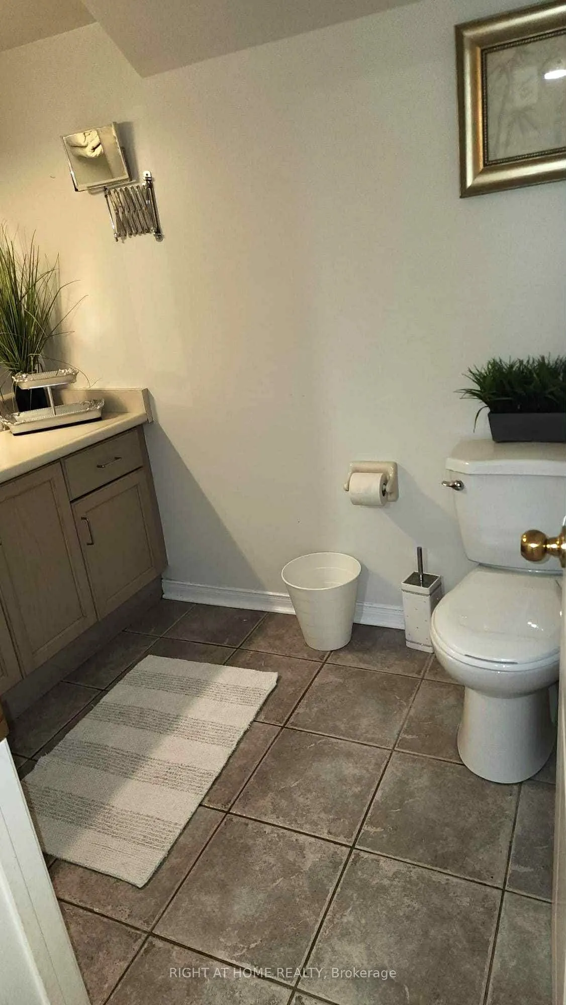 44 Meadowlands Boulevard, #BASEMENT