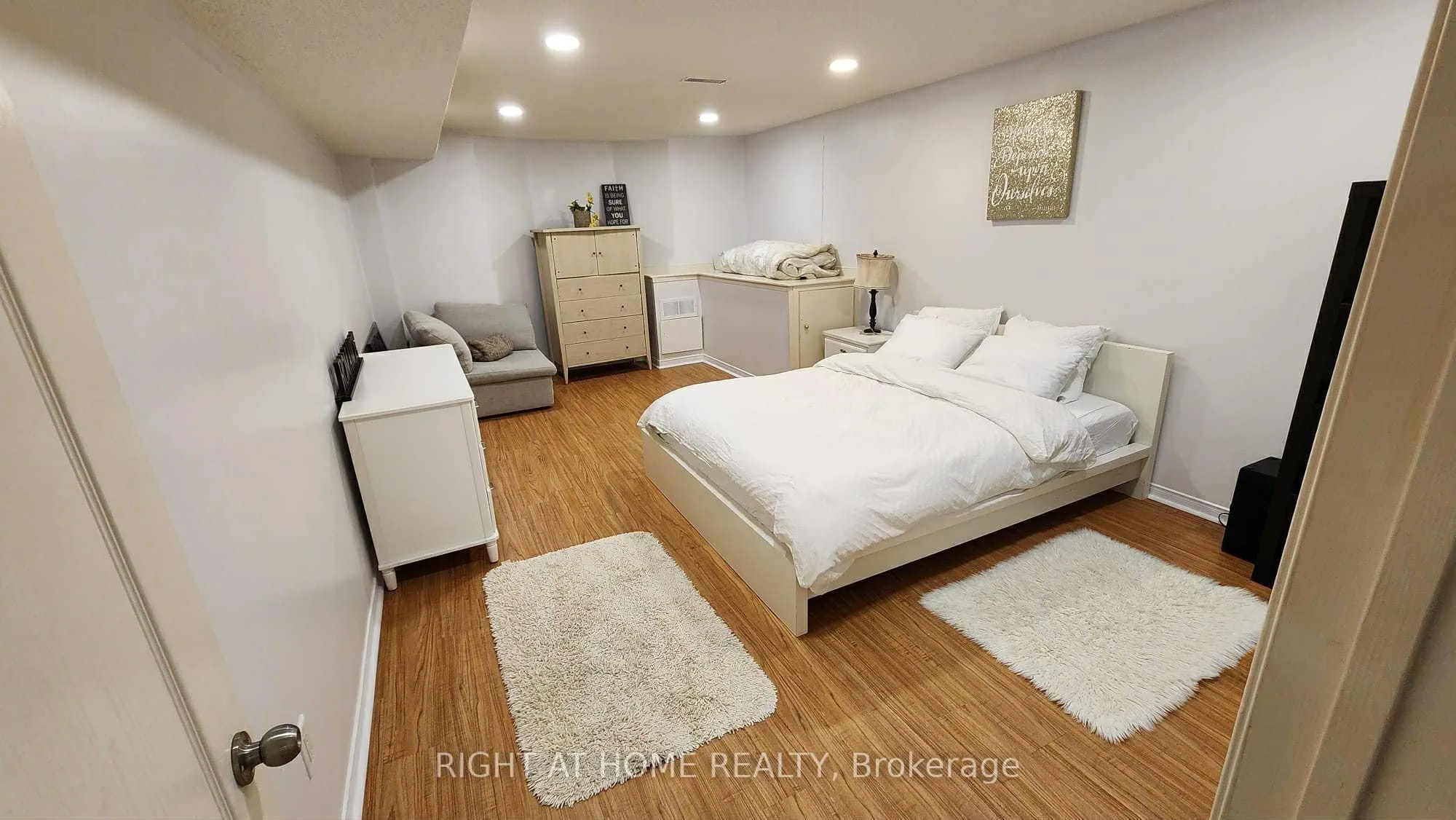 44 Meadowlands Boulevard, #BASEMENT