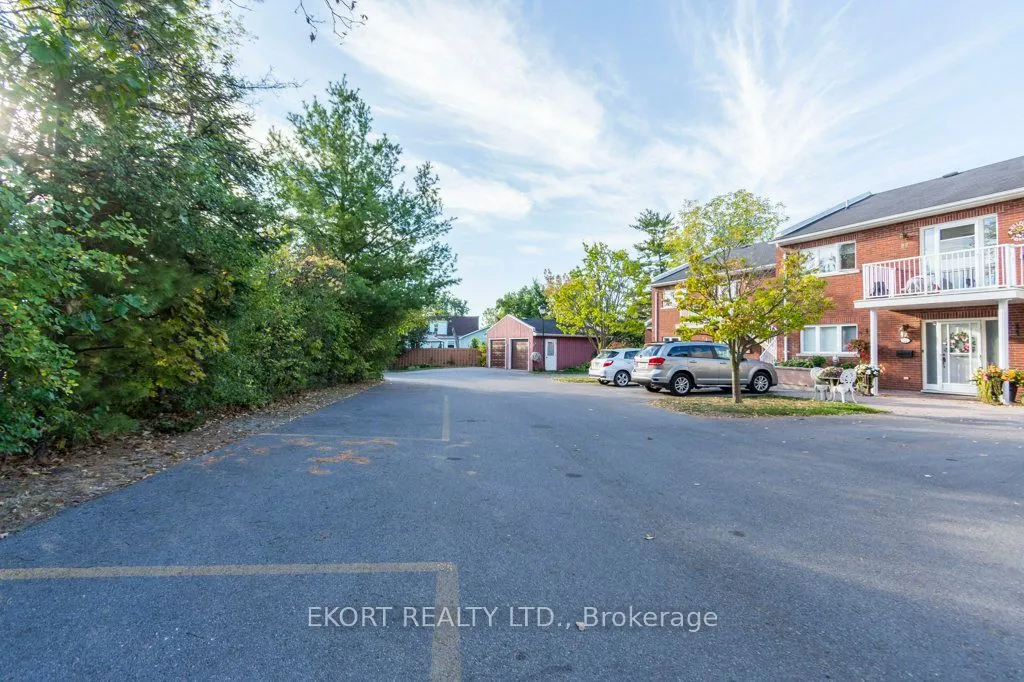 179 Herchimer Avenue, #19