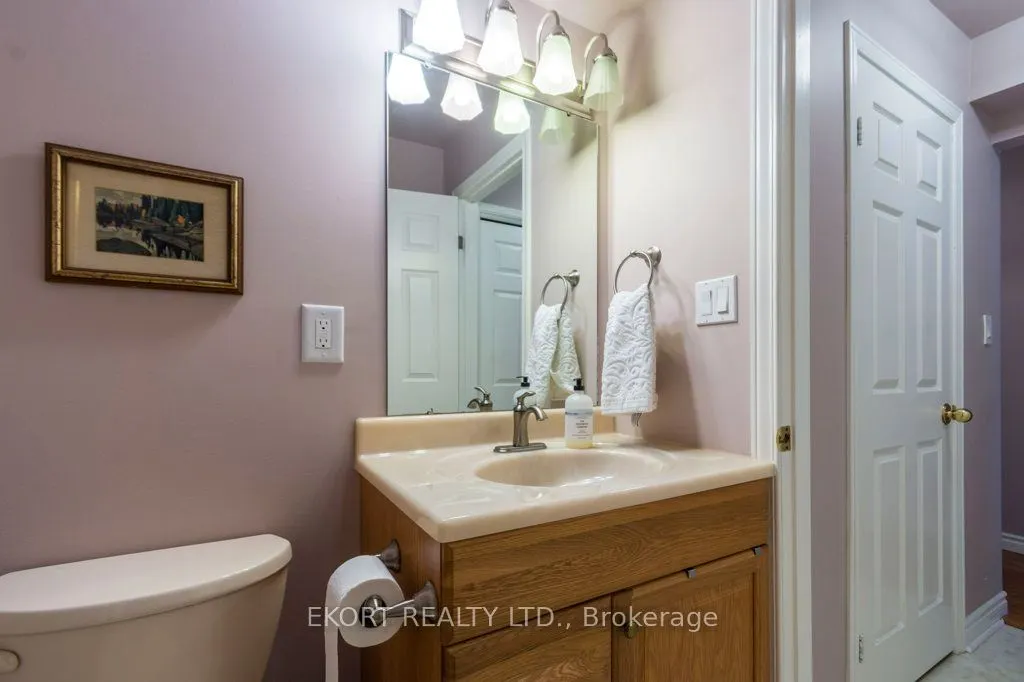 179 Herchimer Avenue, #19