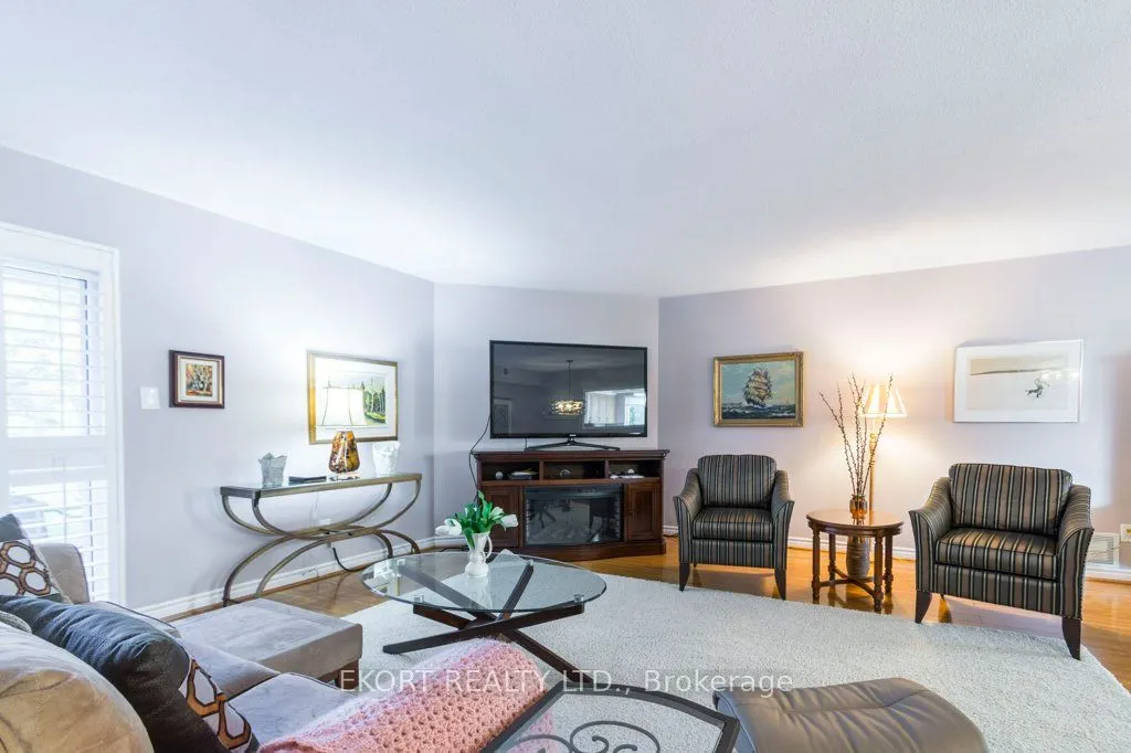179 Herchimer Avenue, #19