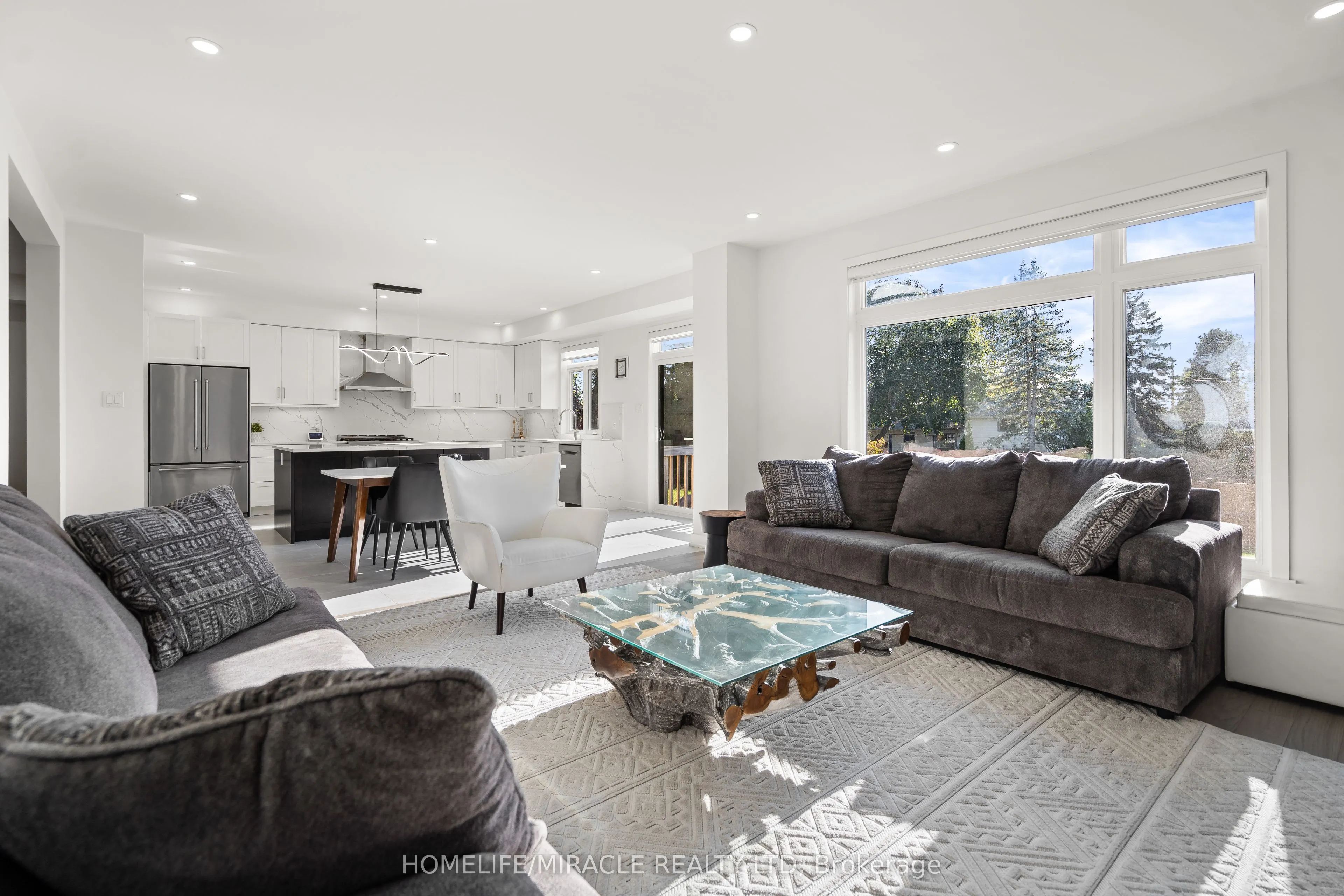 616 Kenabeek Terrace E