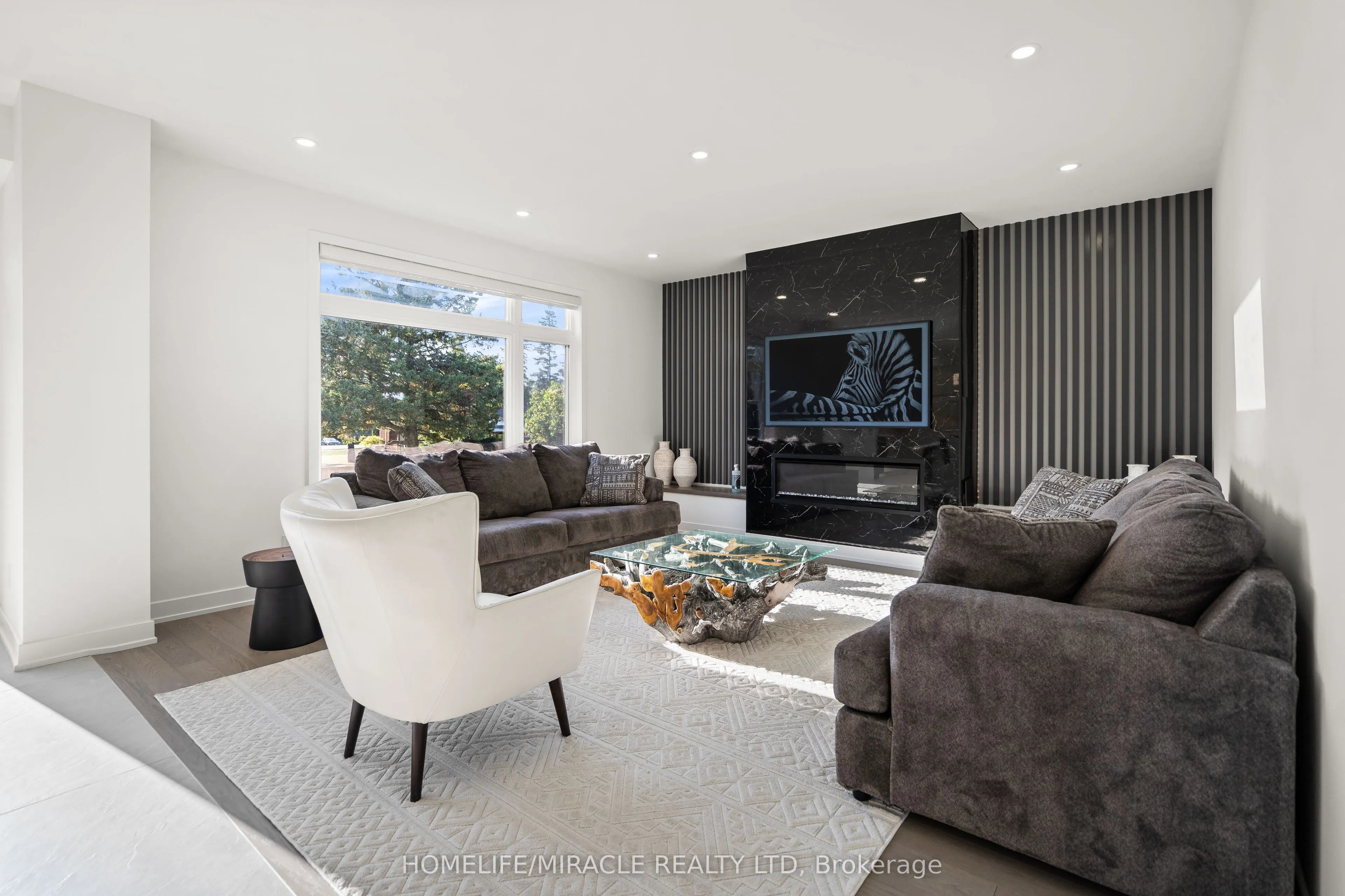 616 Kenabeek Terrace E