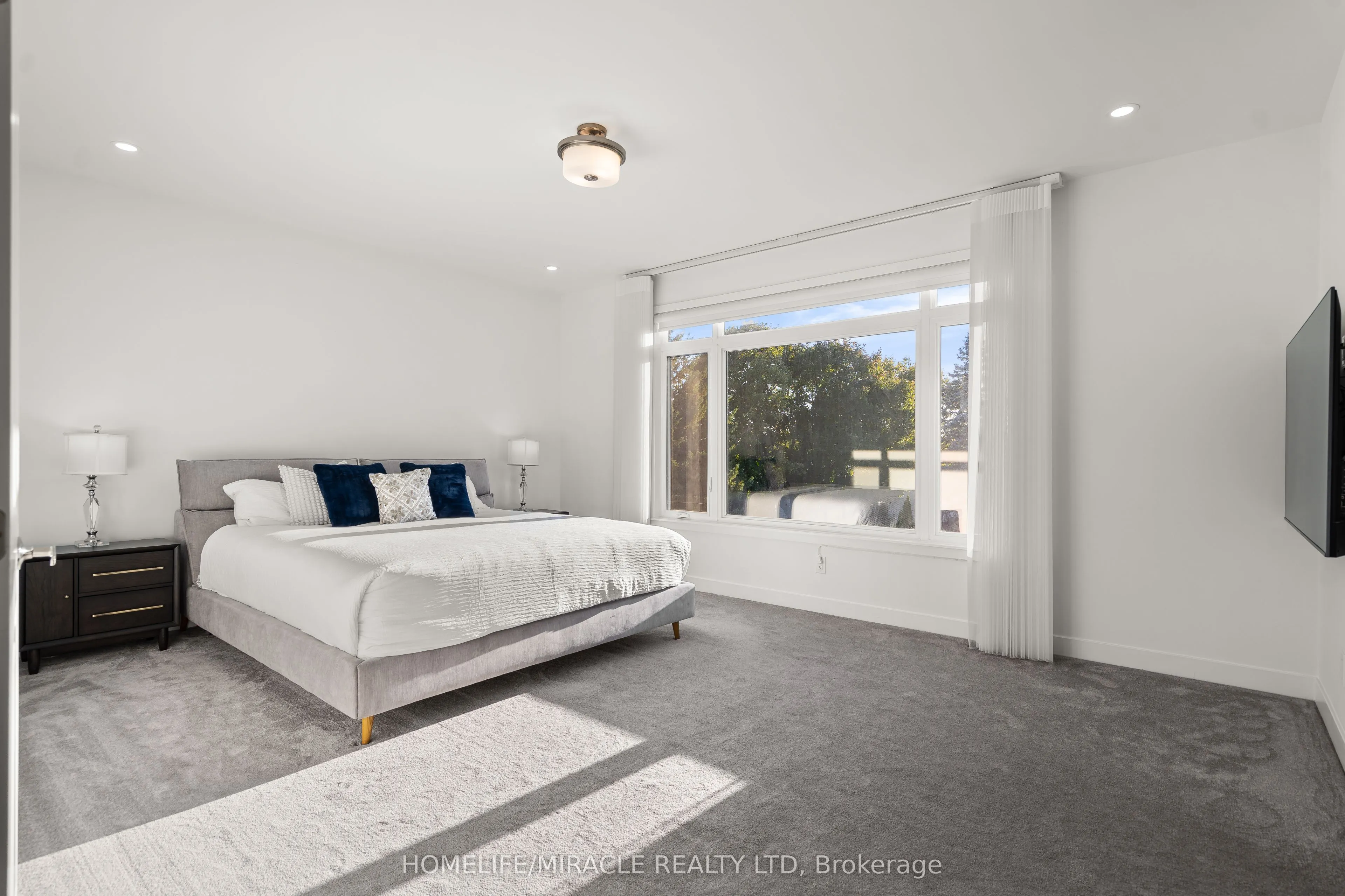 616 Kenabeek Terrace E