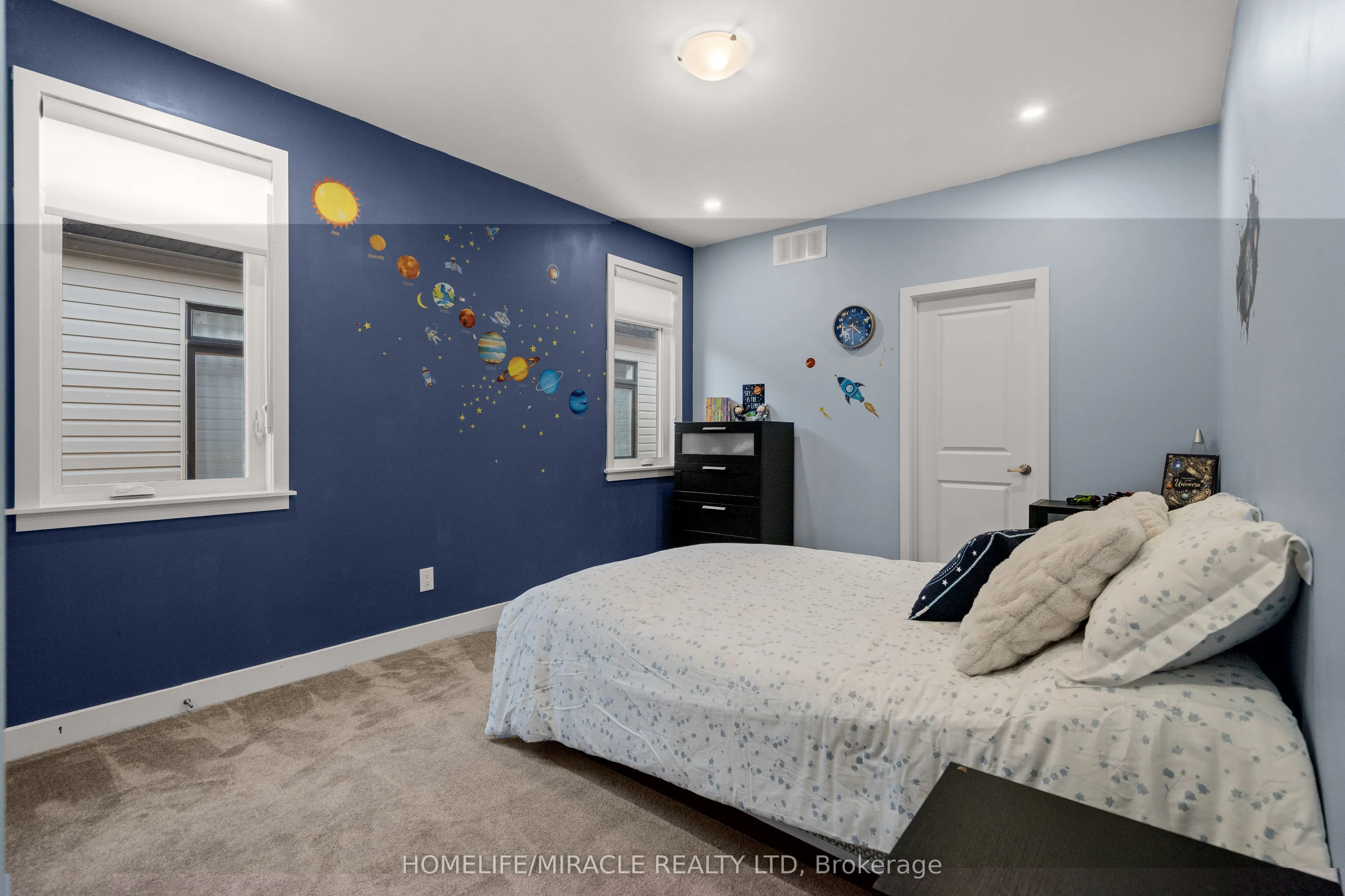 616 Kenabeek Terrace E