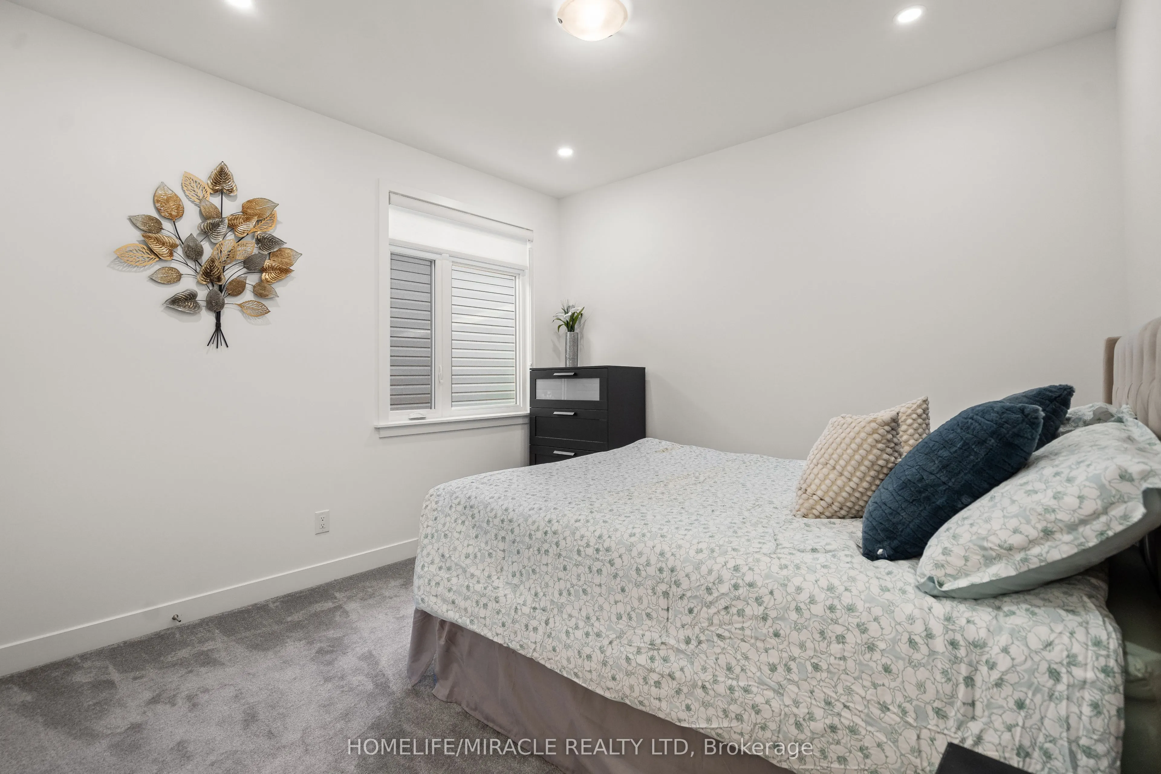 616 Kenabeek Terrace E