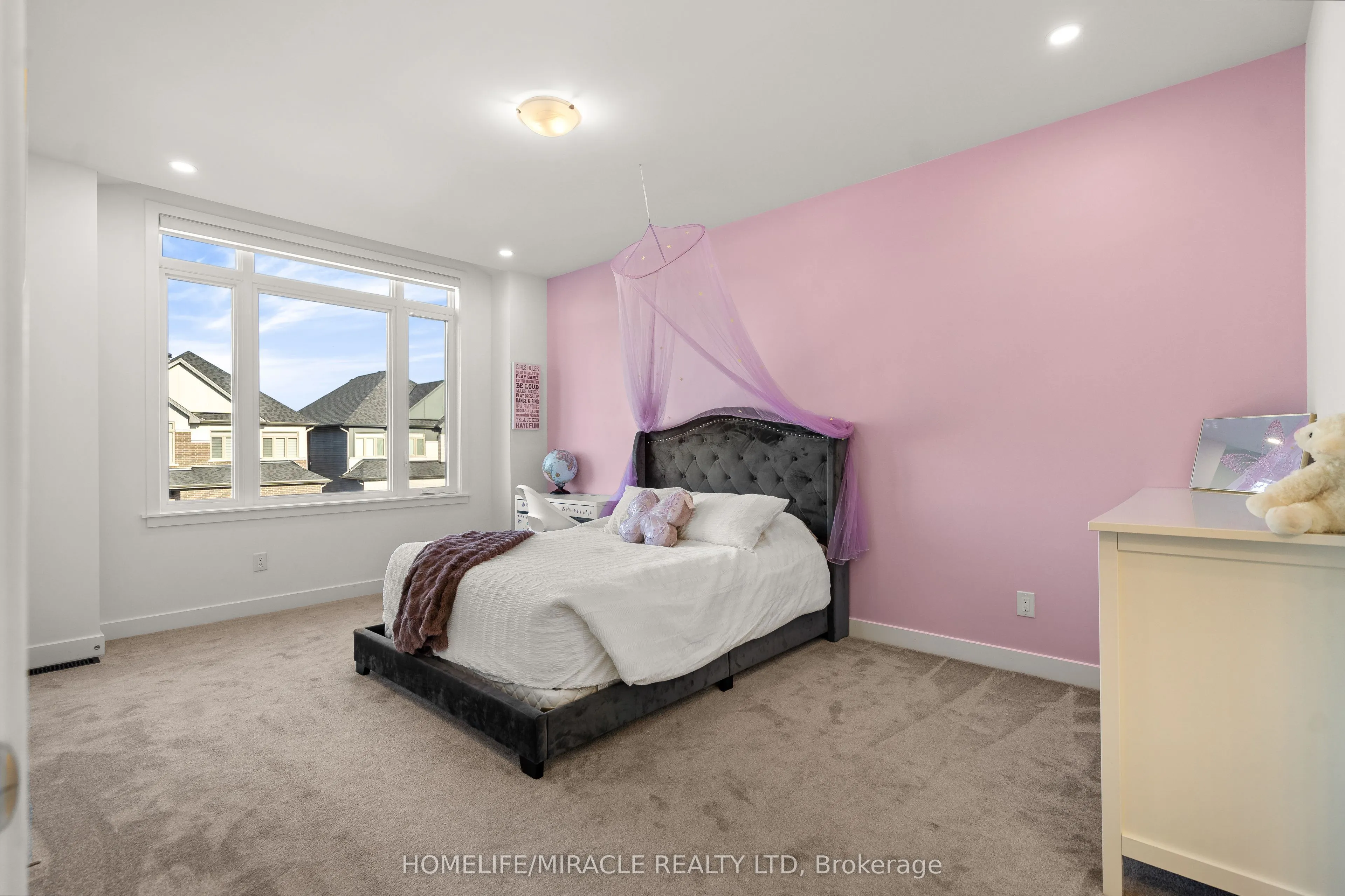 616 Kenabeek Terrace E