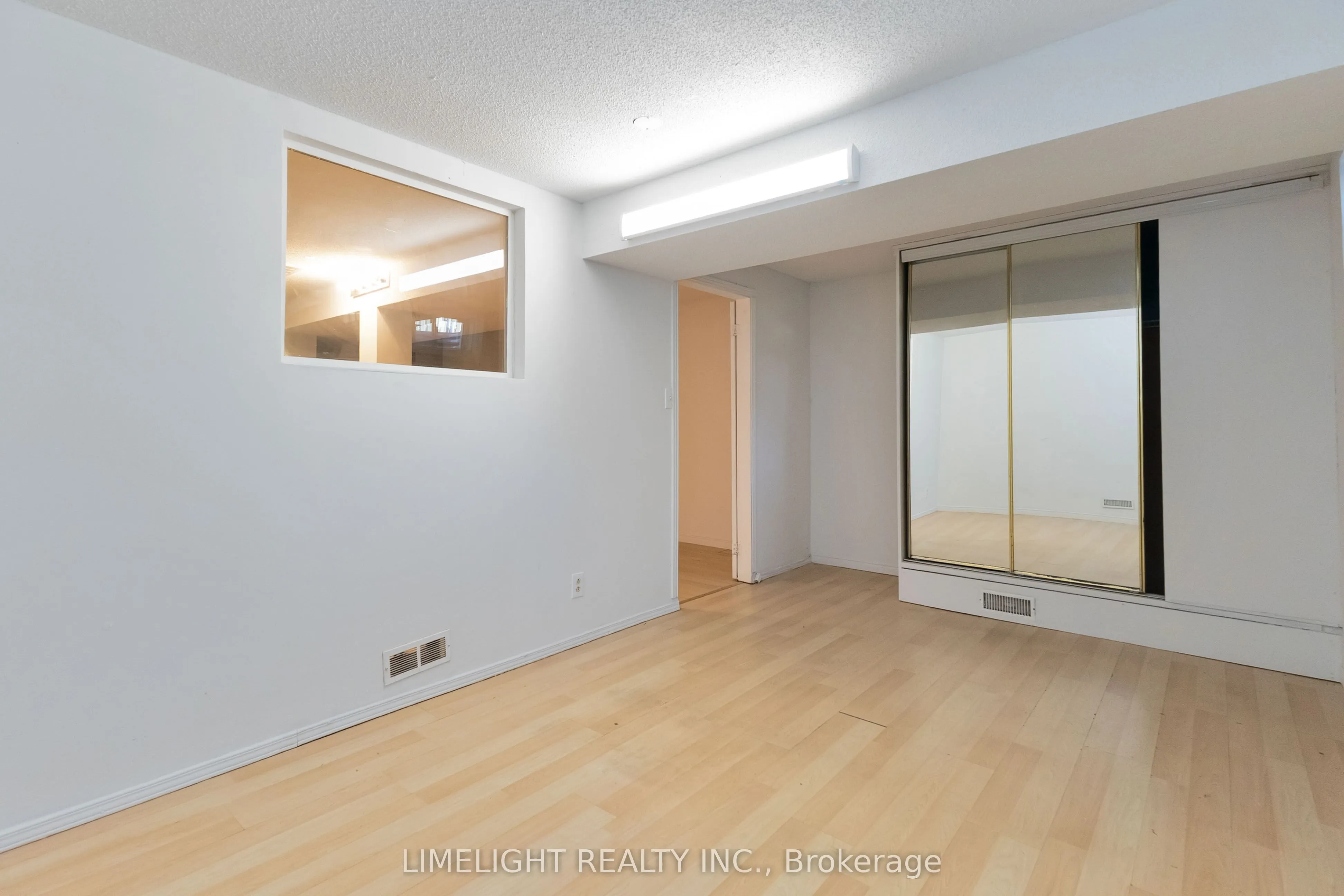 992 Prosperity Court