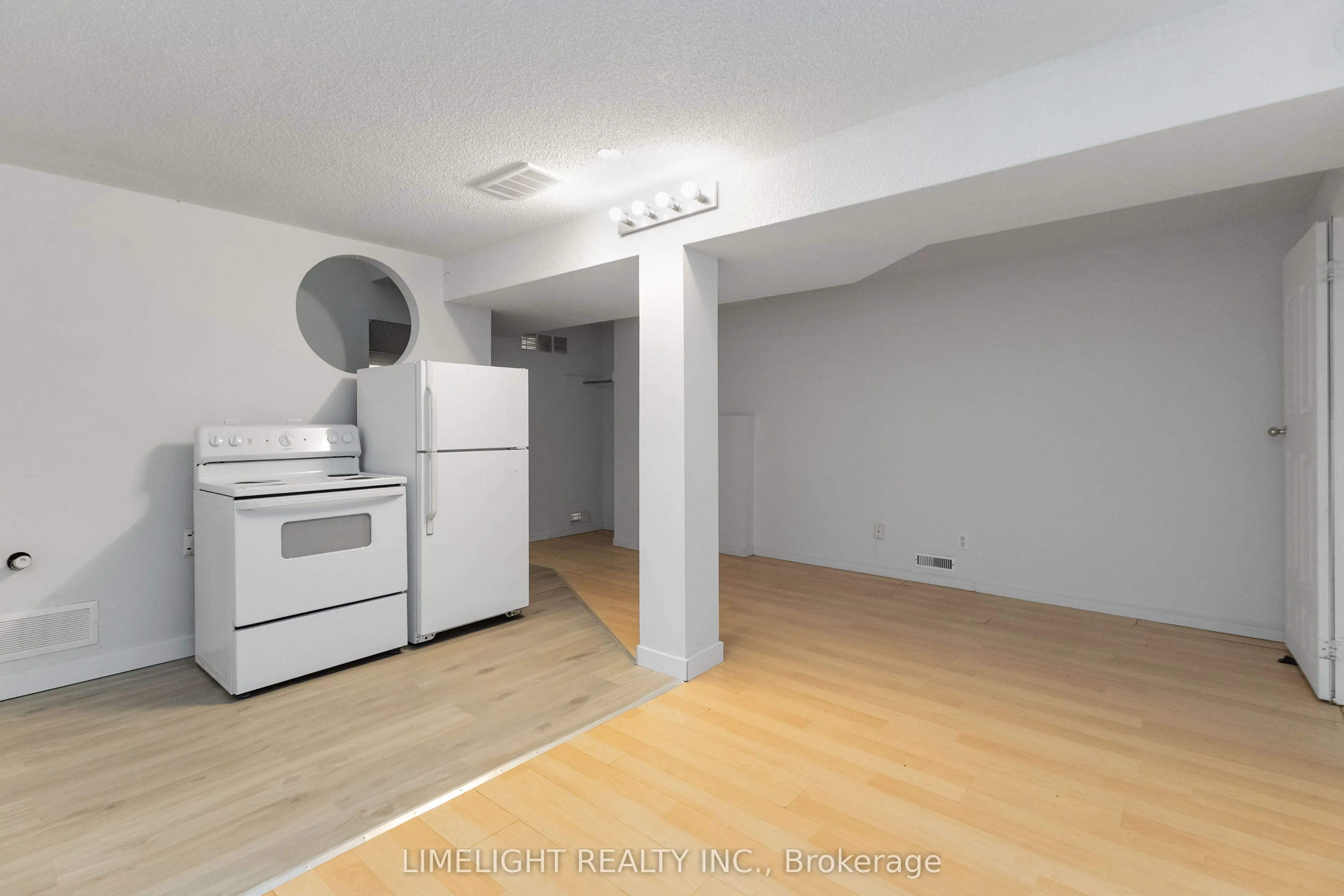 992 Prosperity Court