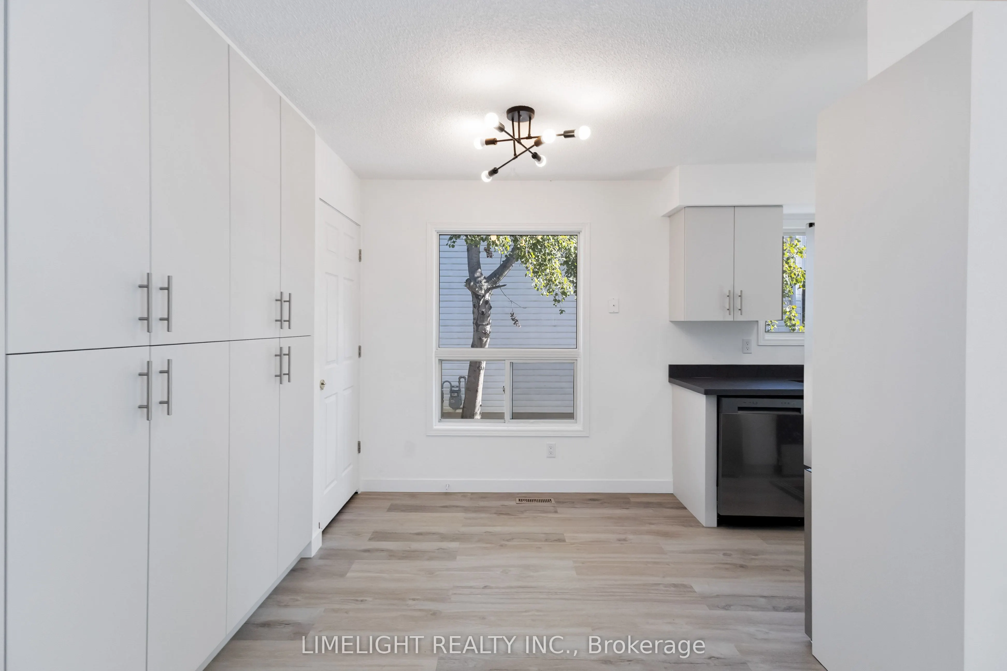 992 Prosperity Court
