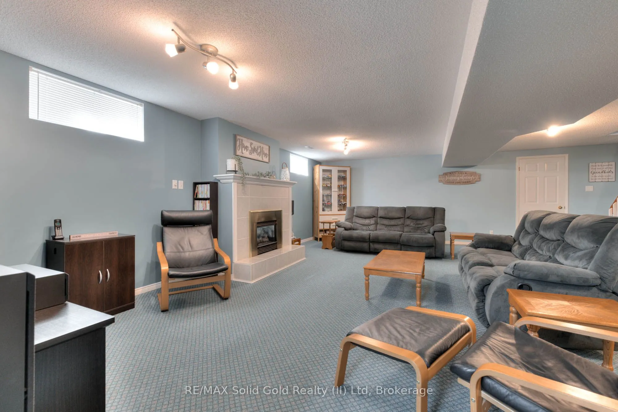621 Sprucehurst Crescent