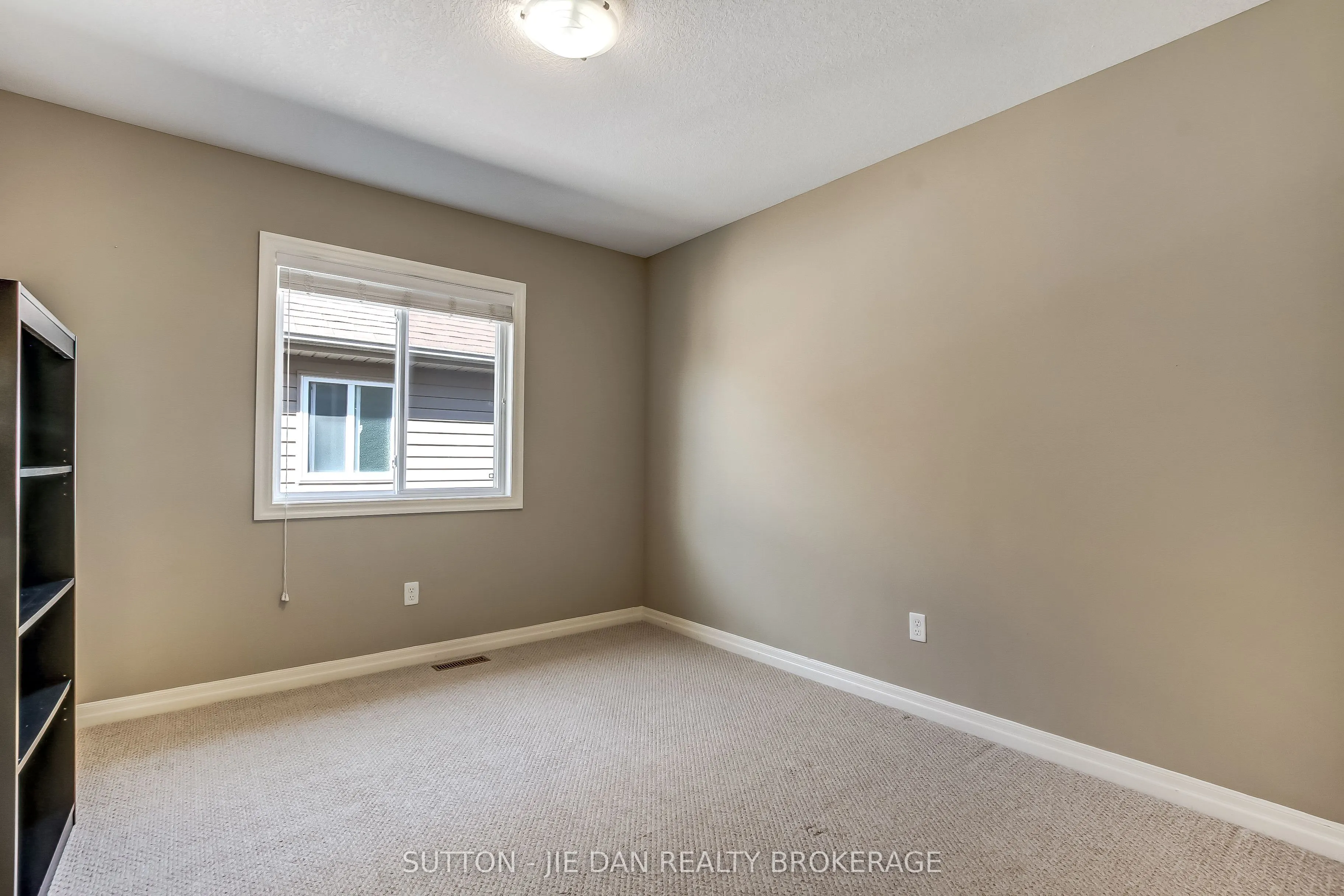 3196 POMEROY Lane