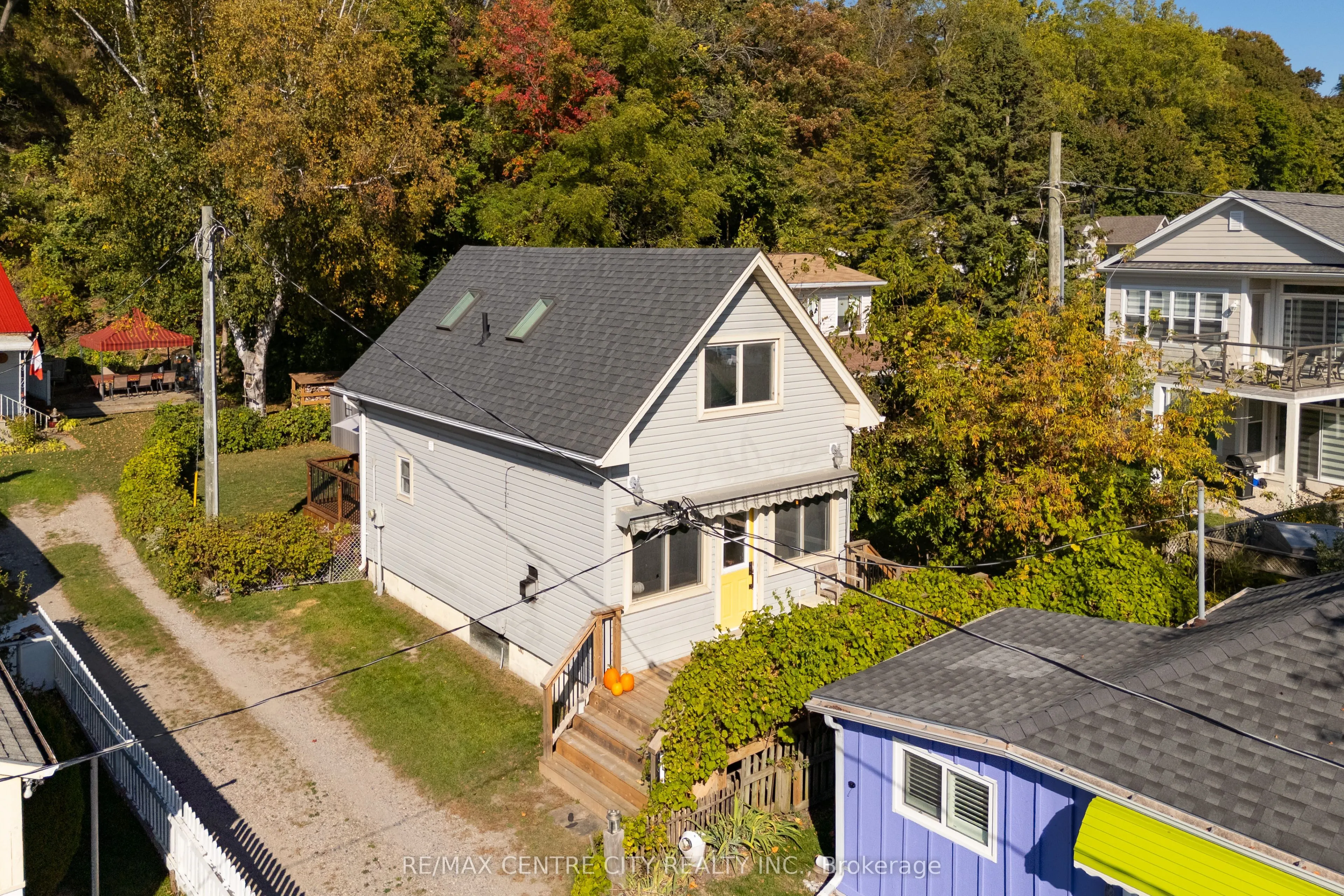 417 Edith Cavell Boulevard