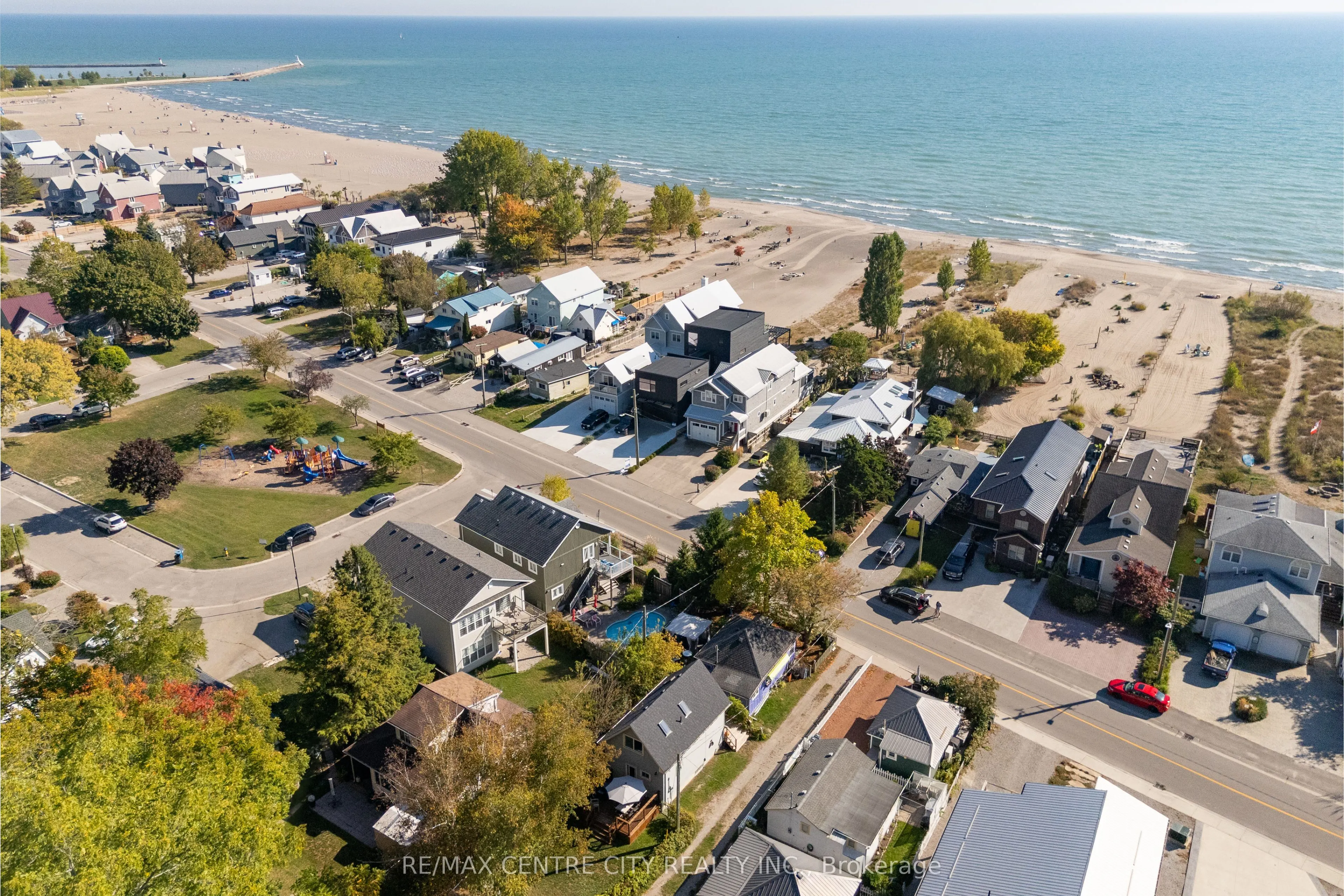 417 Edith Cavell Boulevard