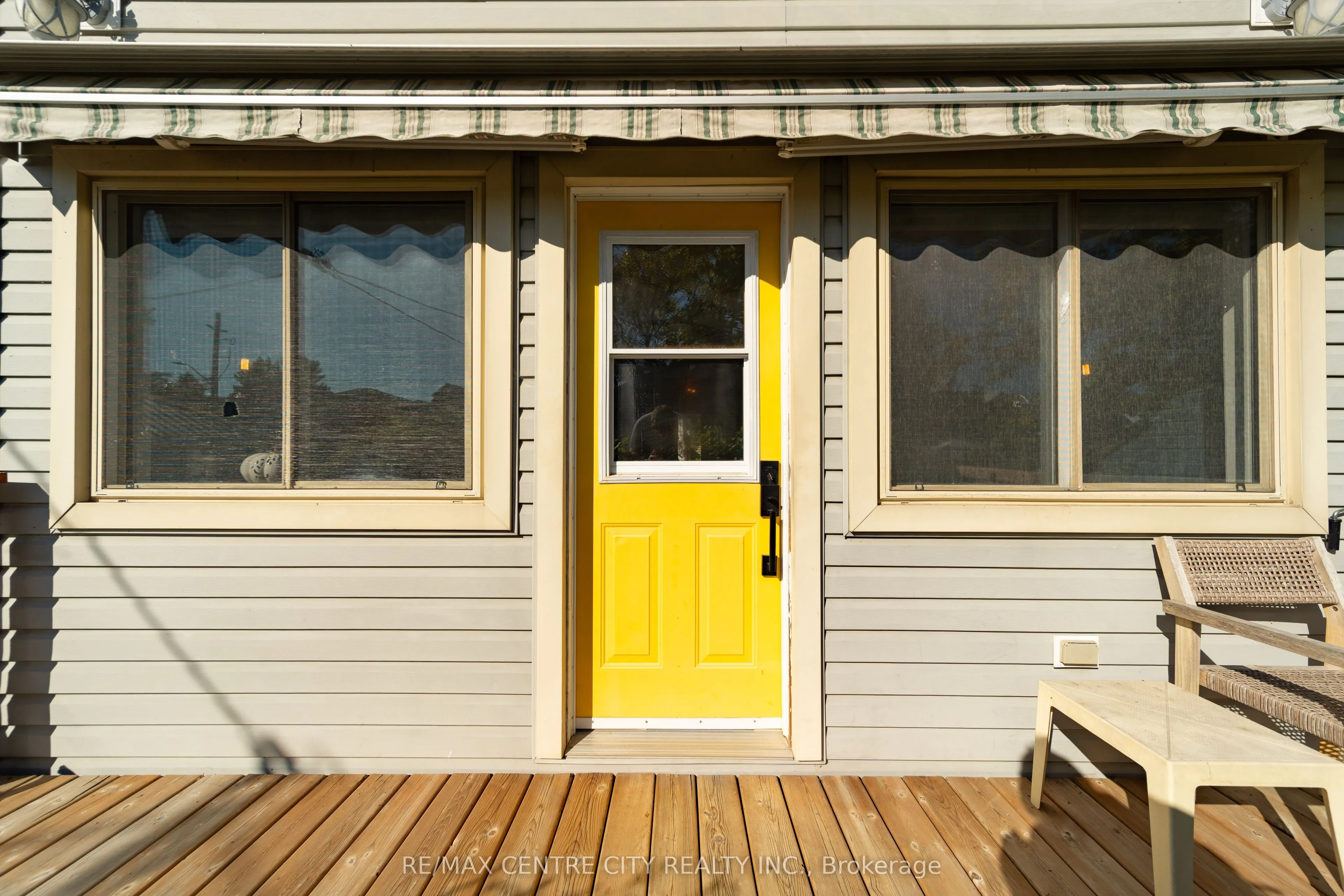 417 Edith Cavell Boulevard