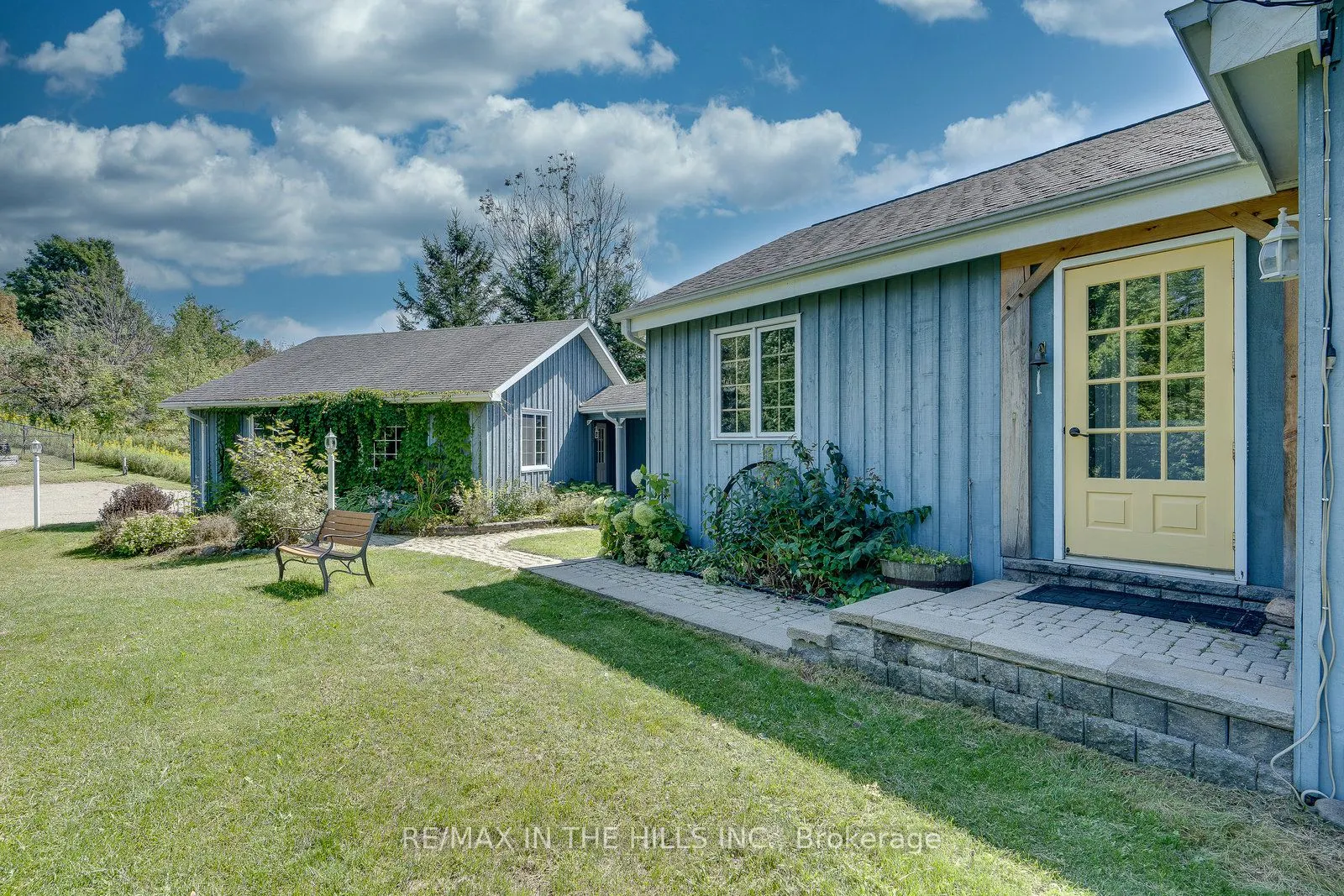 627450 15th Side Road