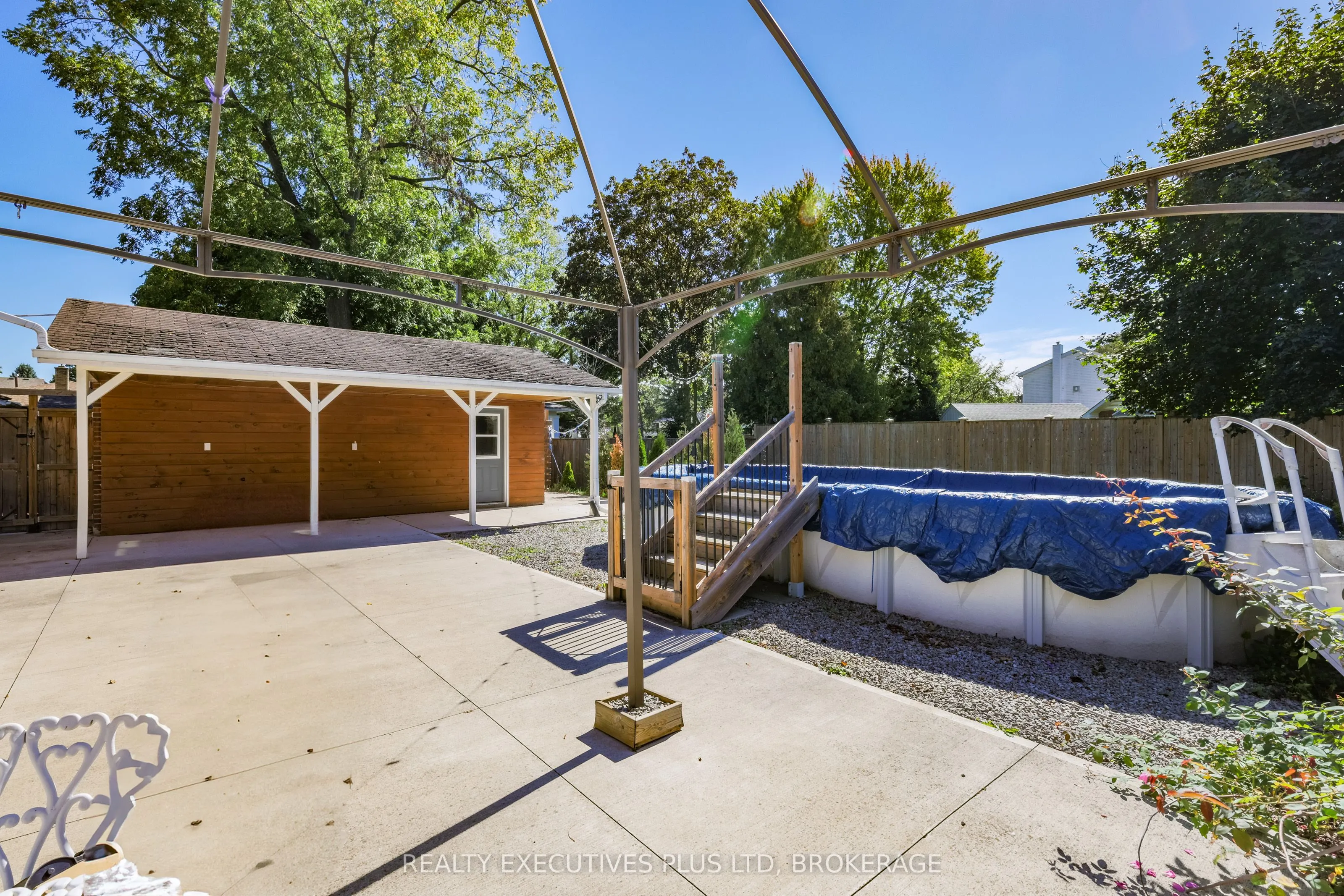 6528 STAMFORD GREEN Drive