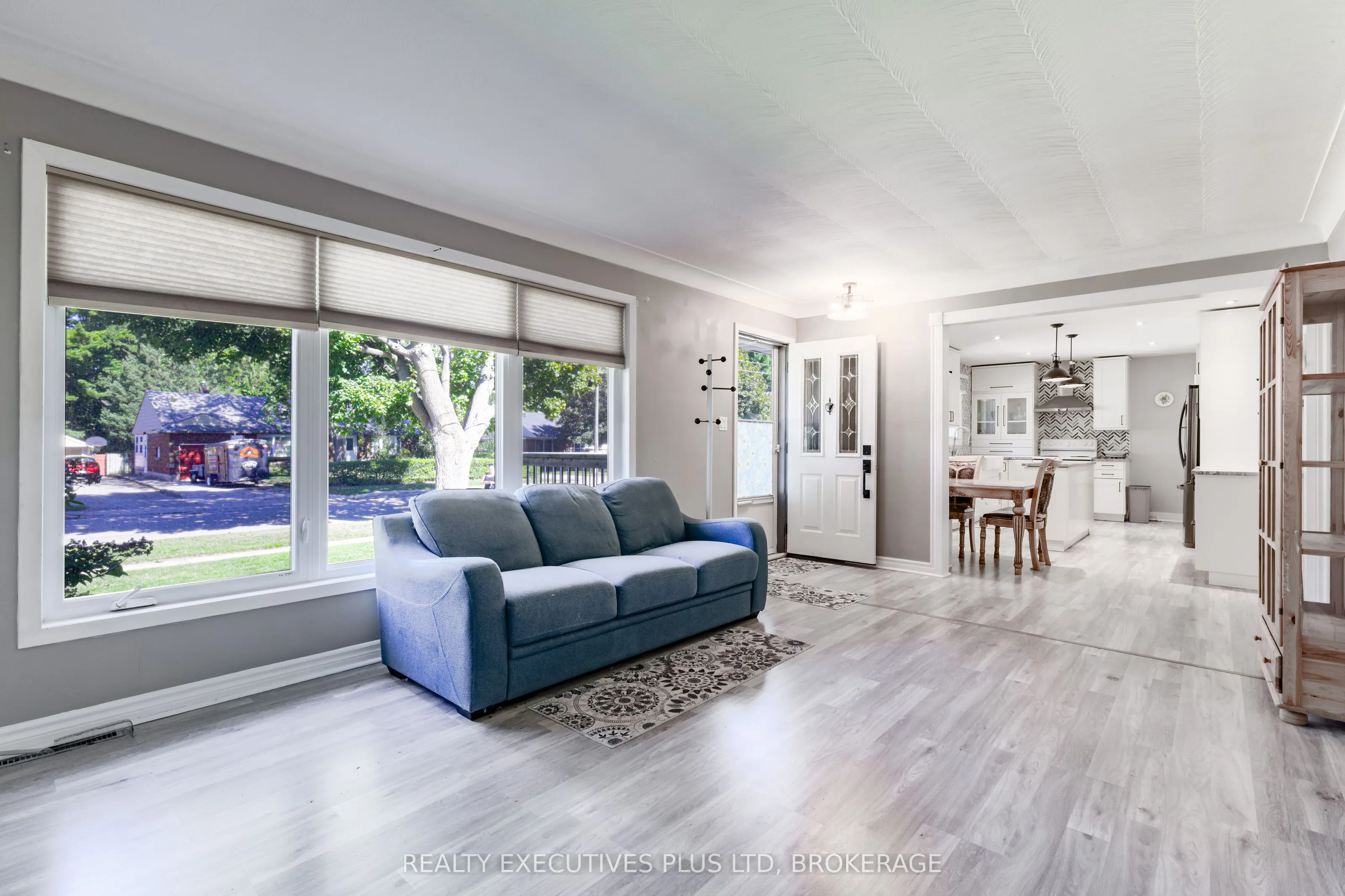 6528 STAMFORD GREEN Drive