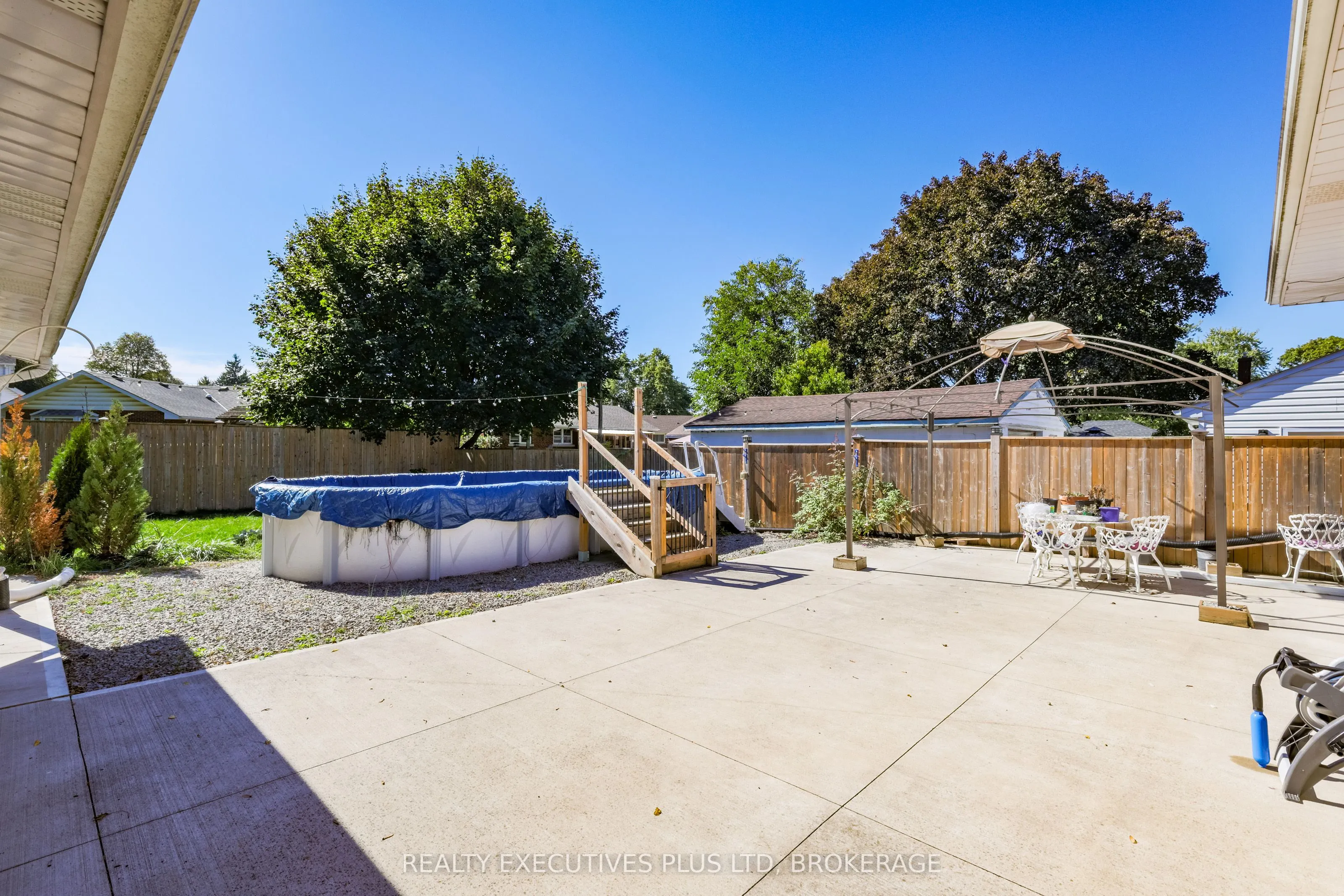 6528 STAMFORD GREEN Drive