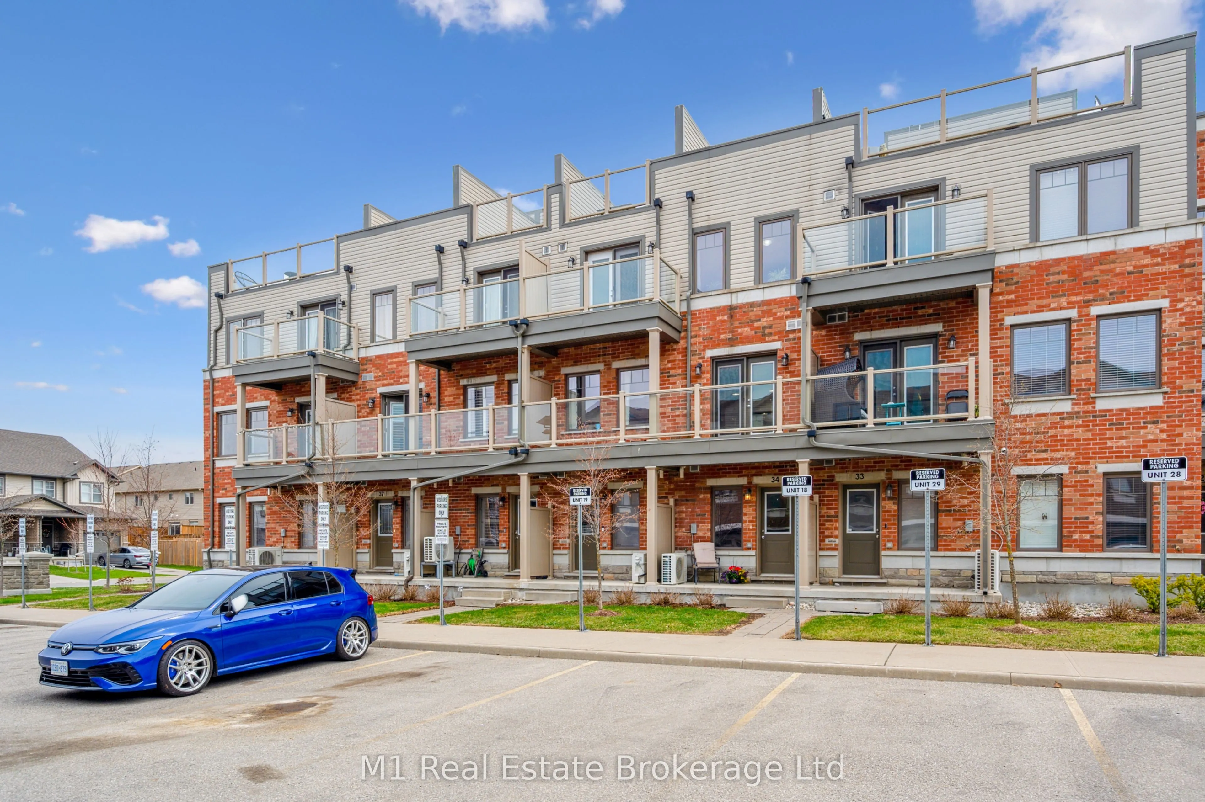 39 Kay Crescent, #34