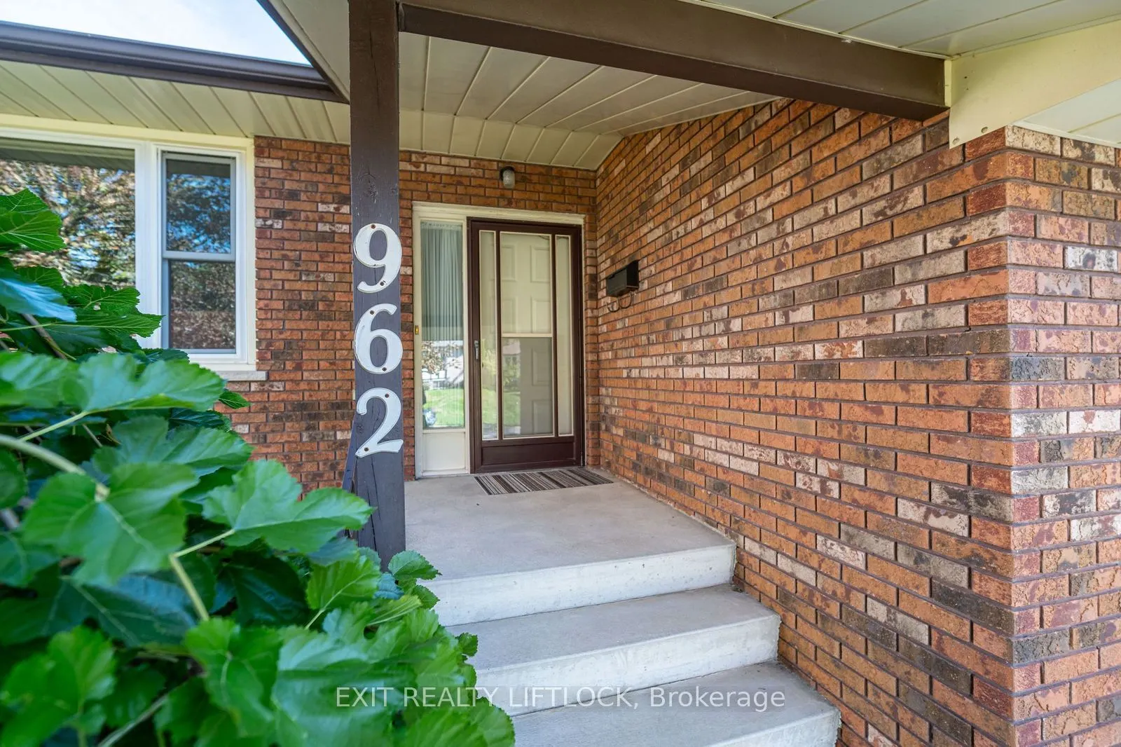 962 Golfview Road