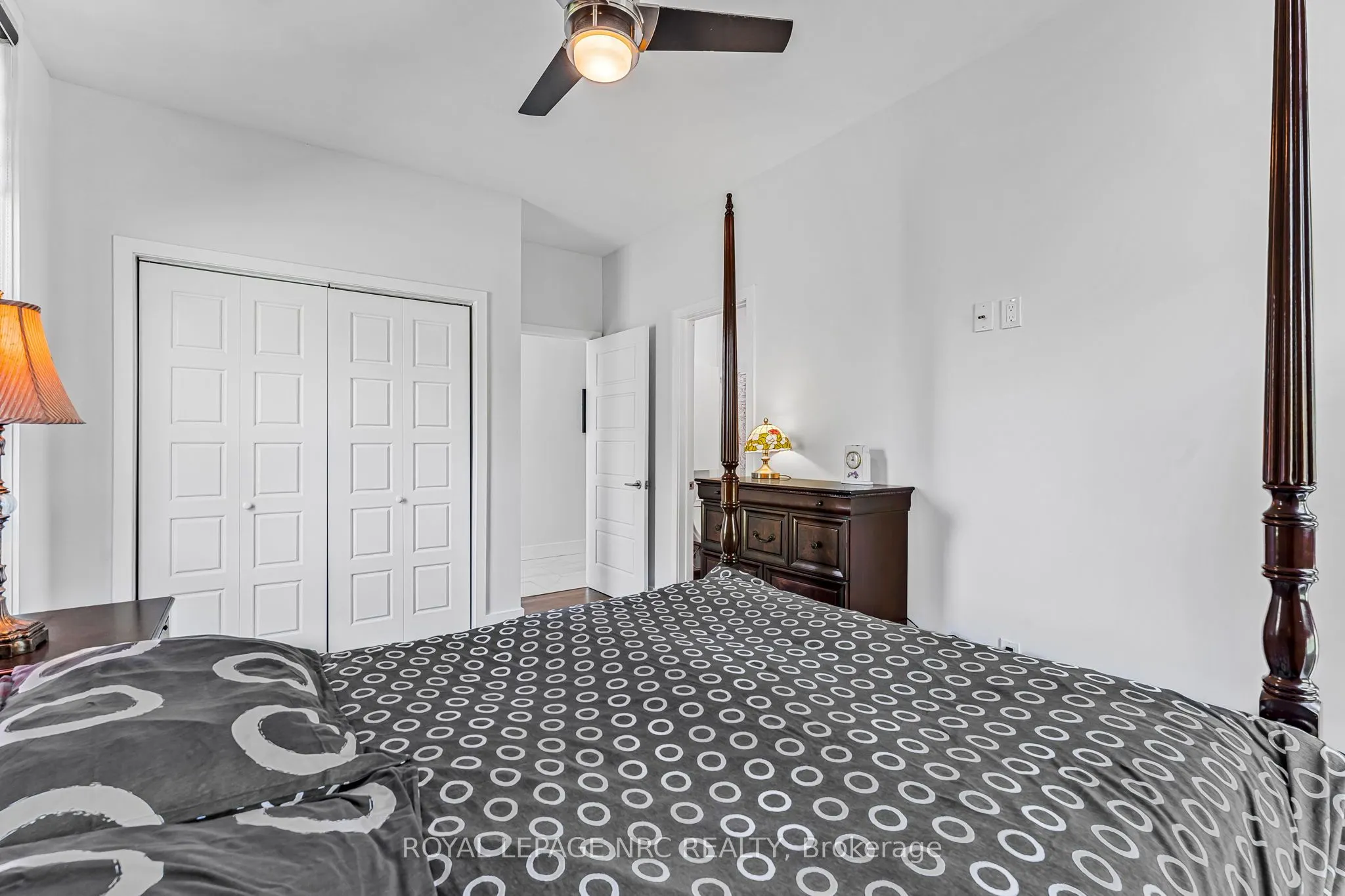 888 Edgemere Road