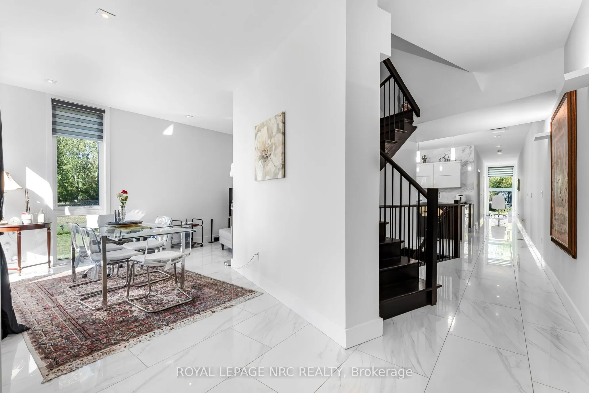 888 Edgemere Road