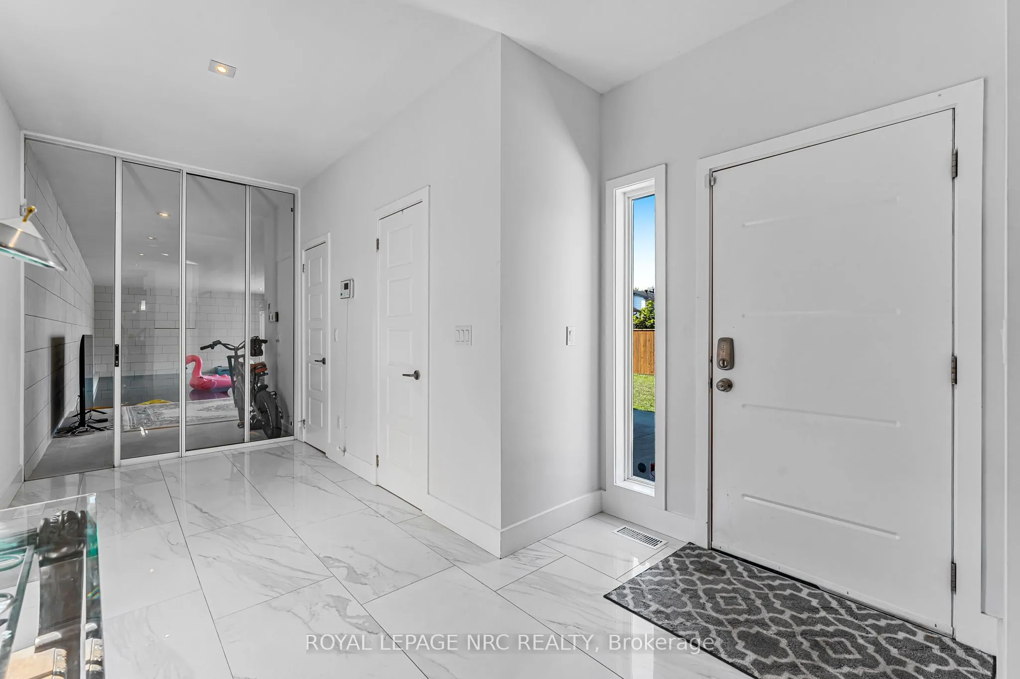 888 Edgemere Road