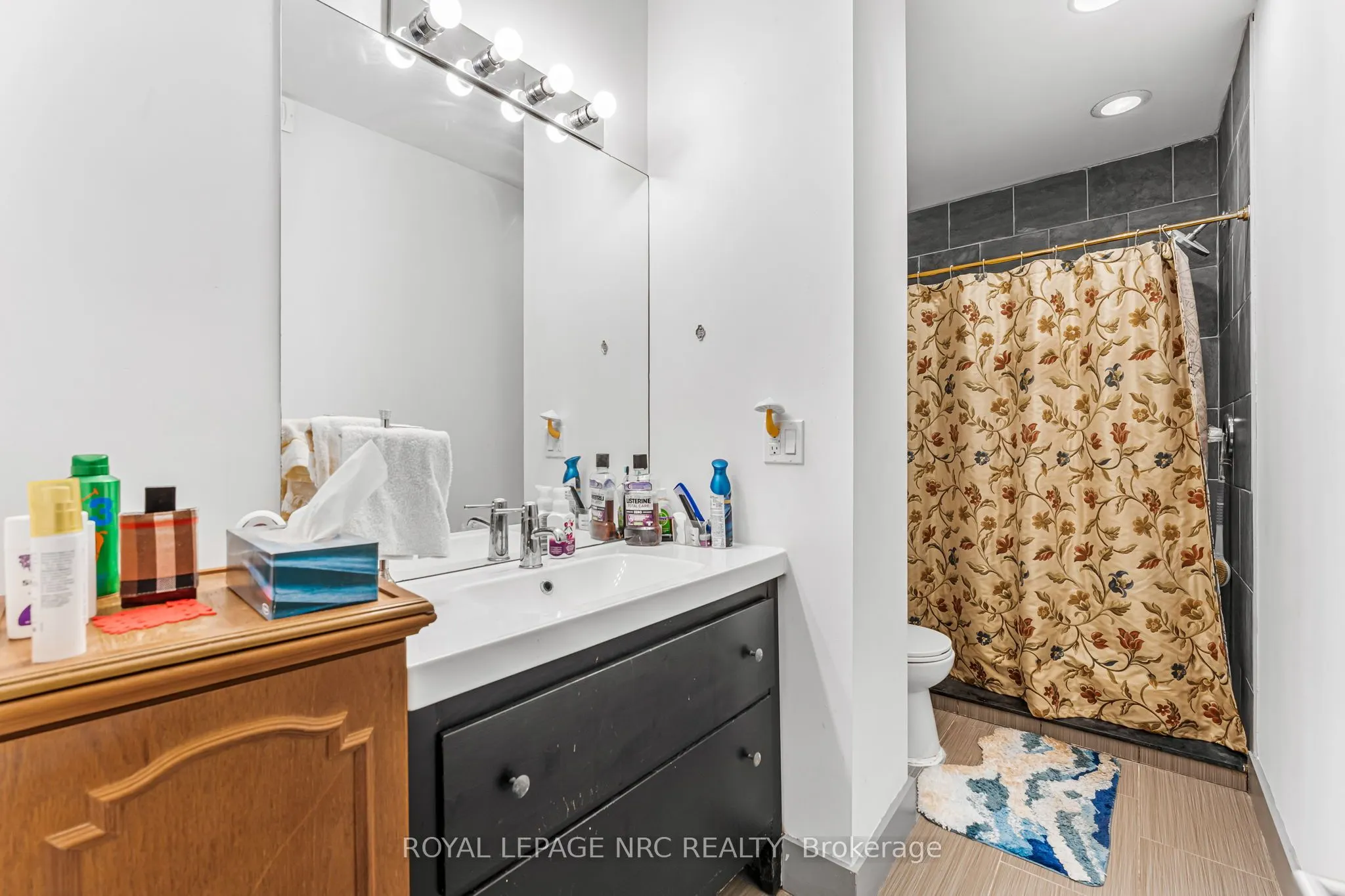 888 Edgemere Road