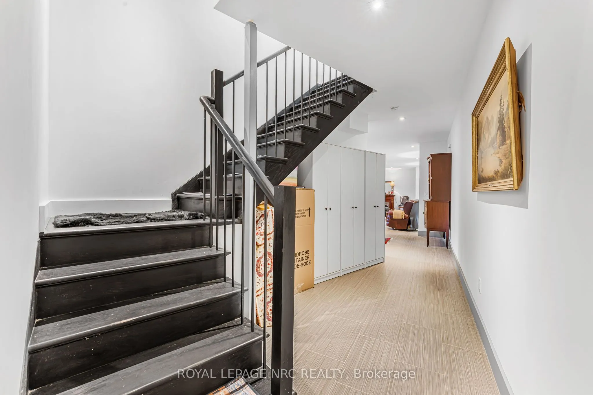 888 Edgemere Road