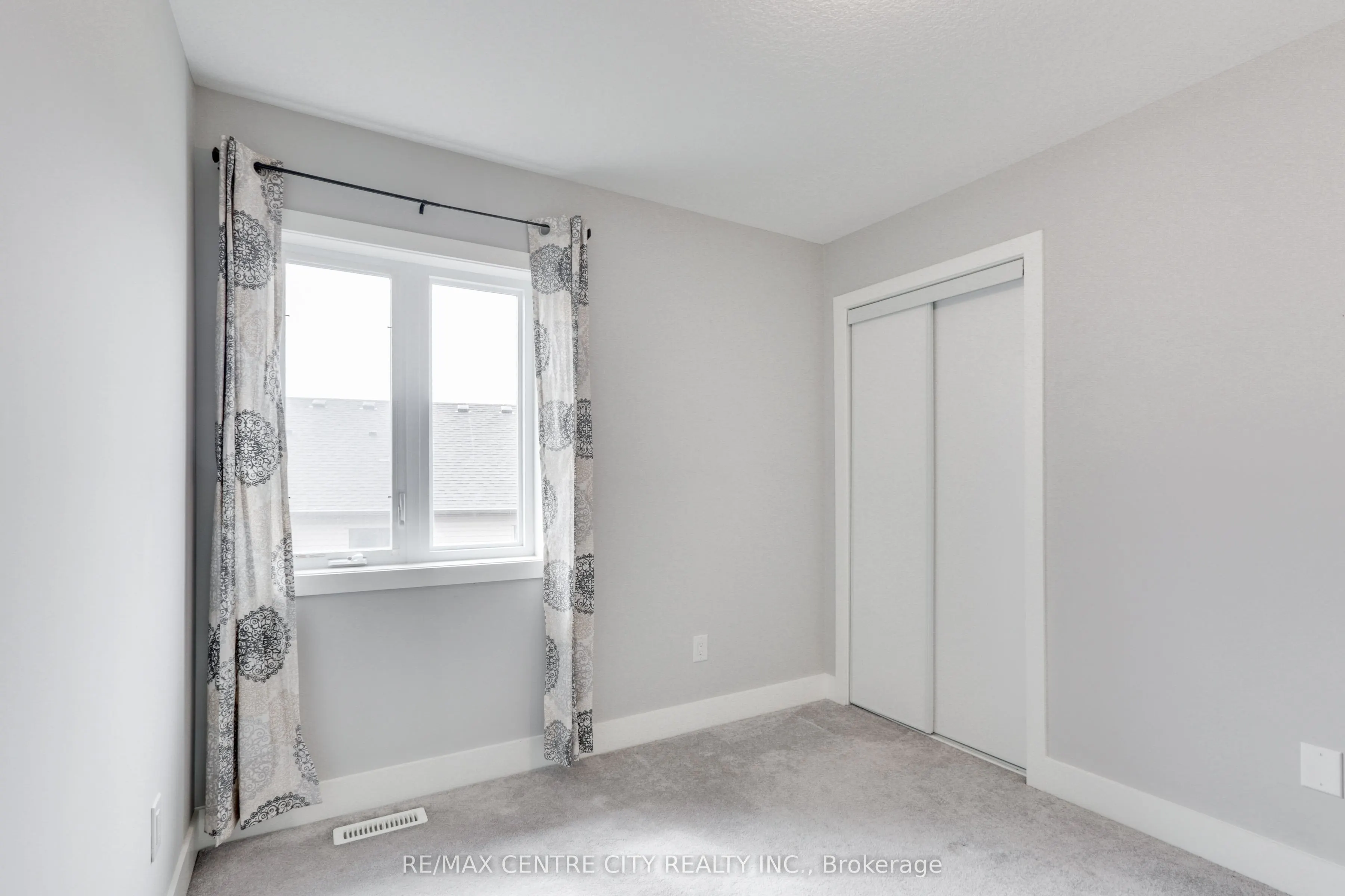 2070 Meadowgate Boulevard, #106