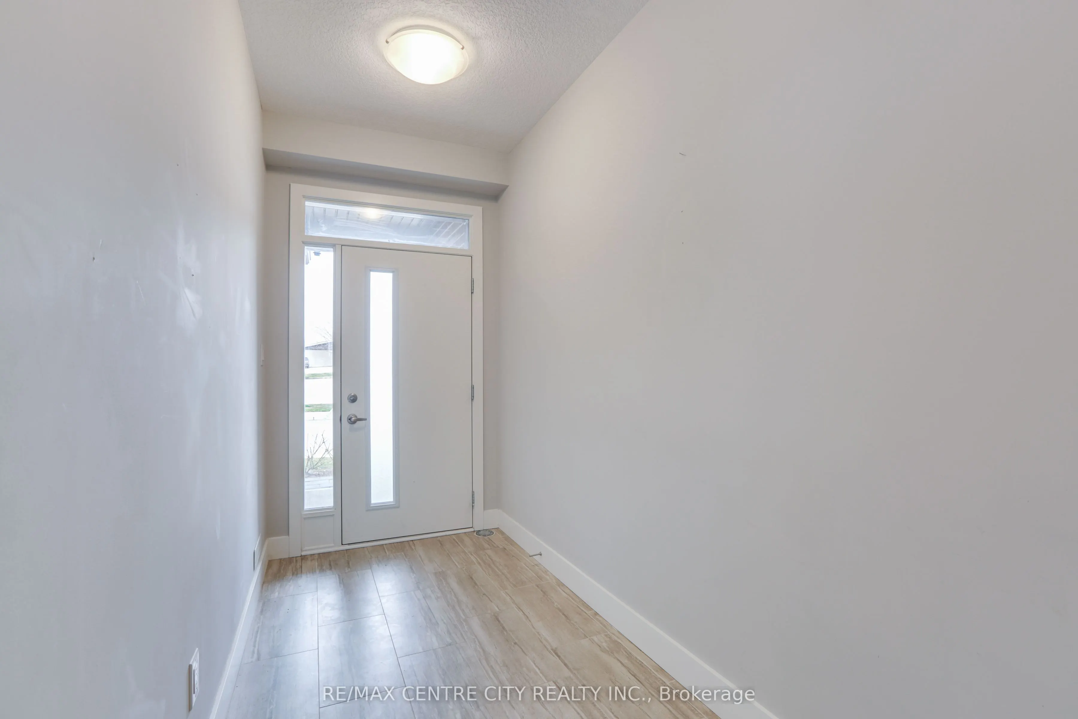 2070 Meadowgate Boulevard, #106
