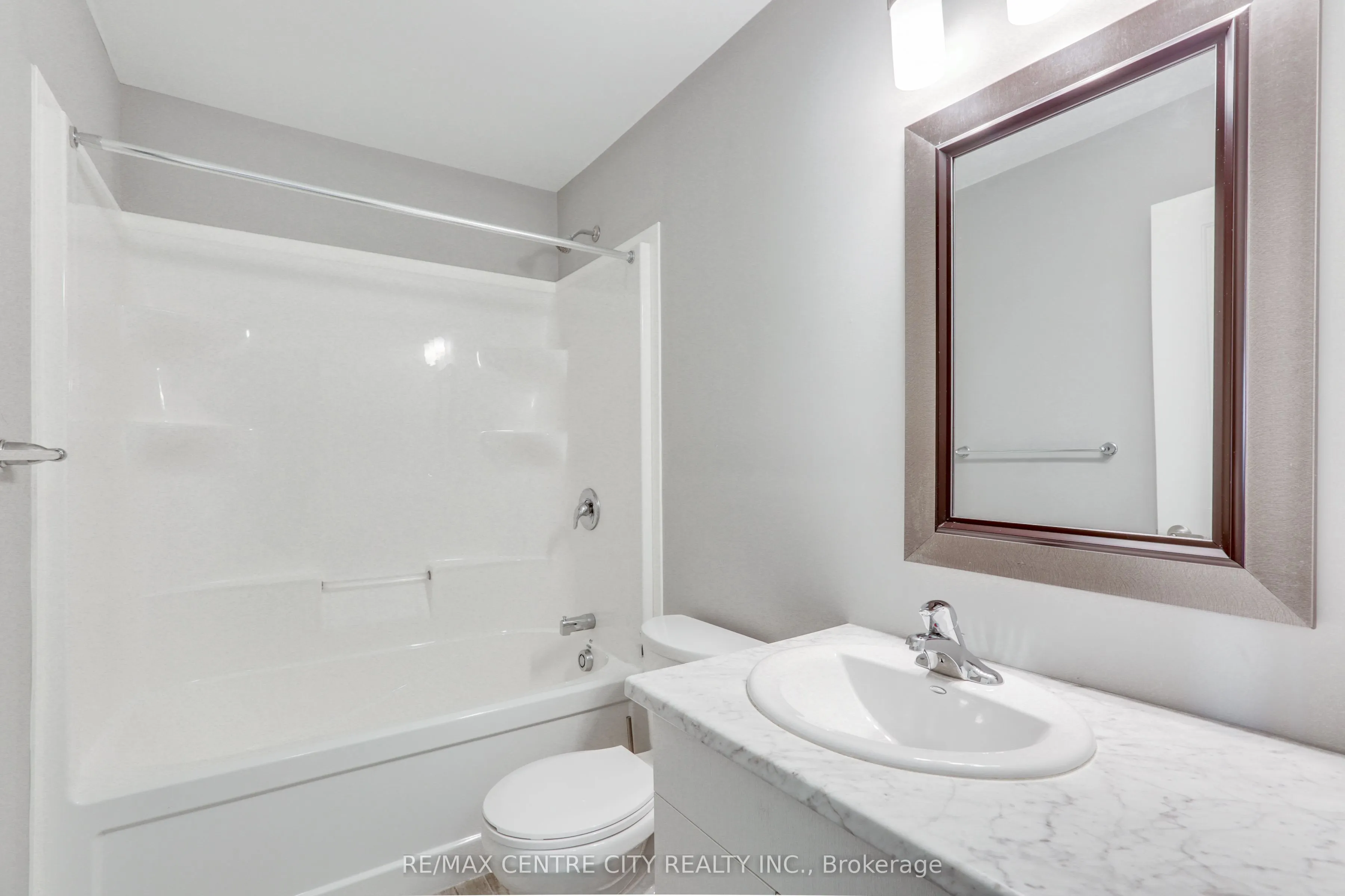 2070 Meadowgate Boulevard, #106