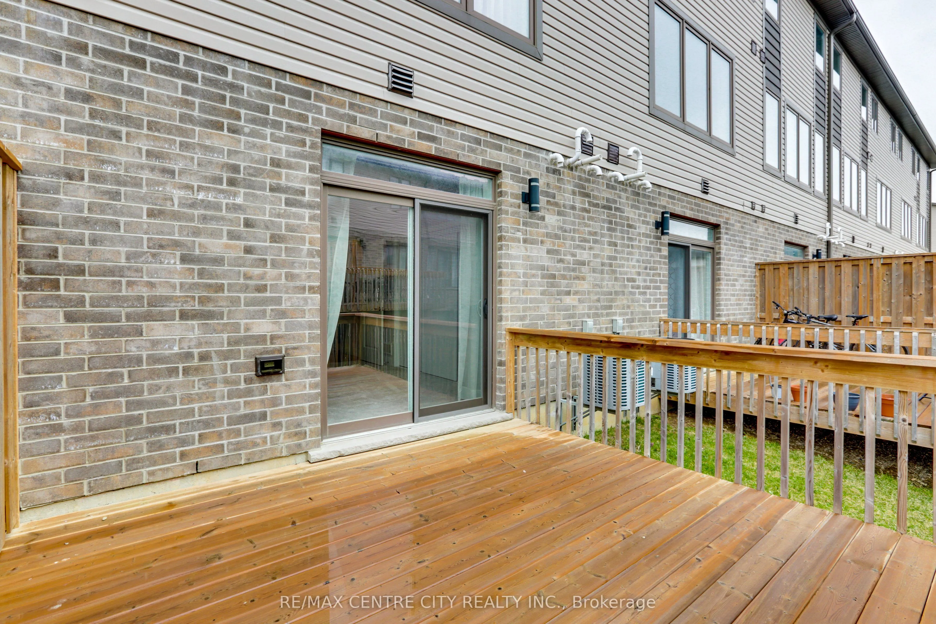 2070 Meadowgate Boulevard, #106